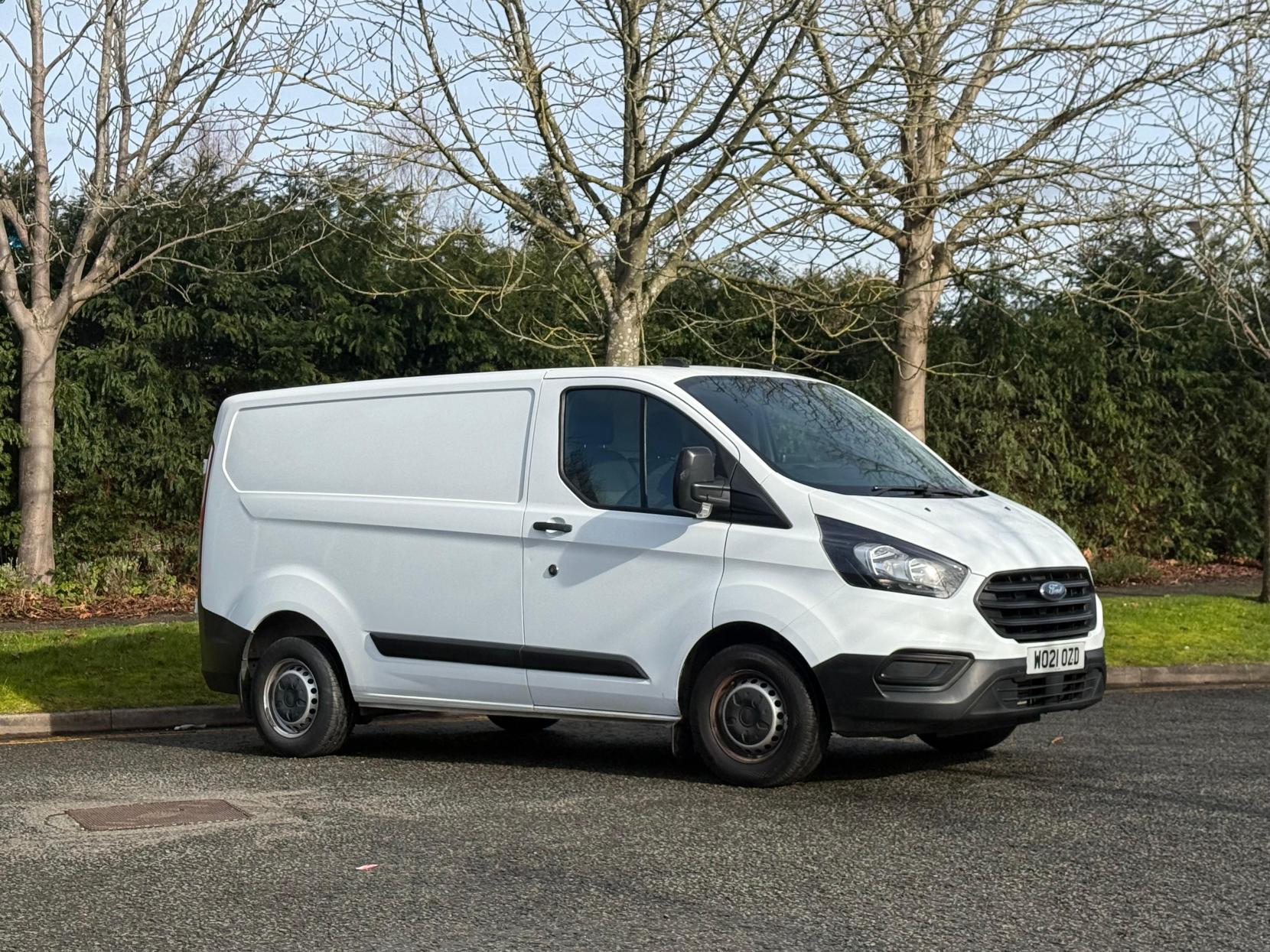 Ford Transit Custom 2.0 300 EcoBlue Leader Panel Van 5dr Diesel Manual L1 H1 Euro 6 (s/s) (130 ps)