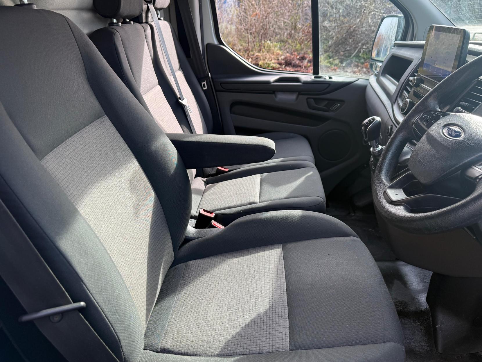 Ford Transit Custom 2.0 300 EcoBlue Leader Panel Van 5dr Diesel Manual L1 H1 Euro 6 (s/s) (130 ps)