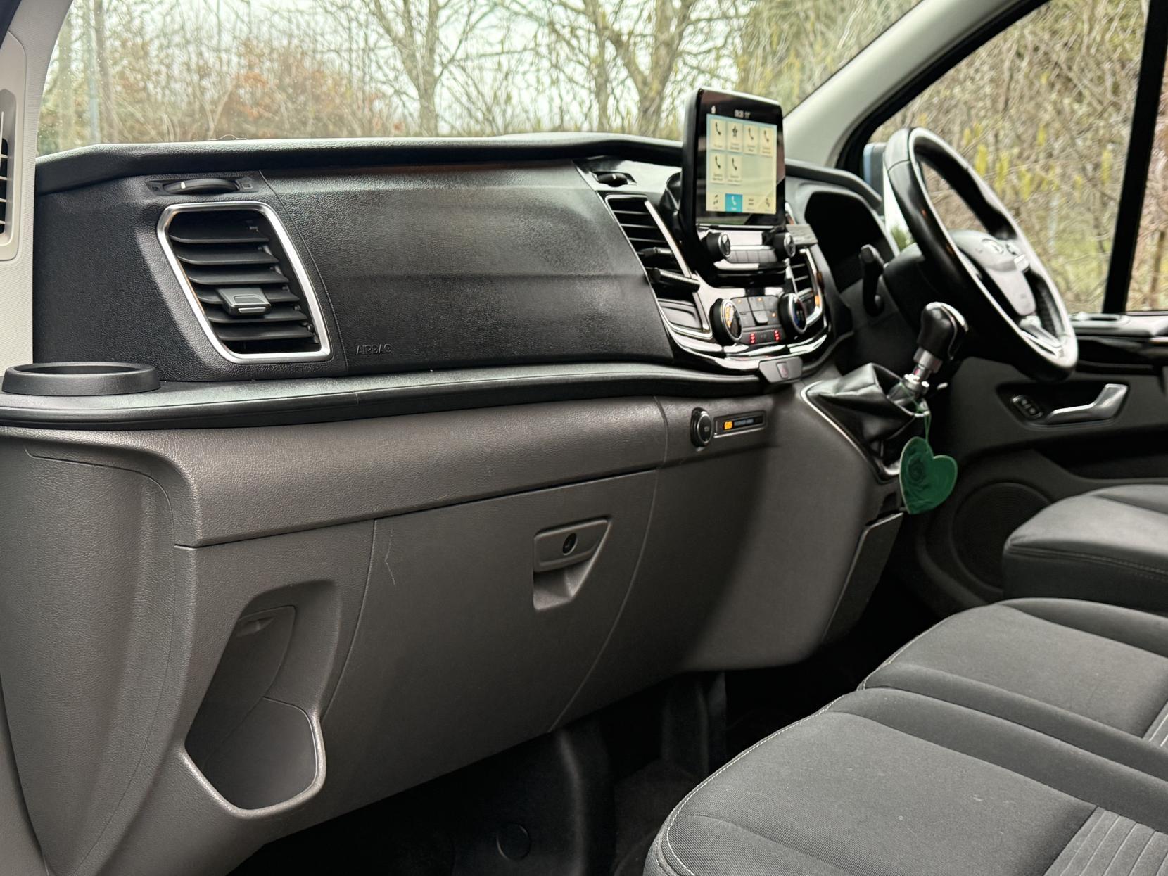 Ford Transit Custom 2.0 320 EcoBlue Limited Crew Van Double Cab 5dr Diesel Manual L1 H1 Euro 6 (s/s) (130 ps)