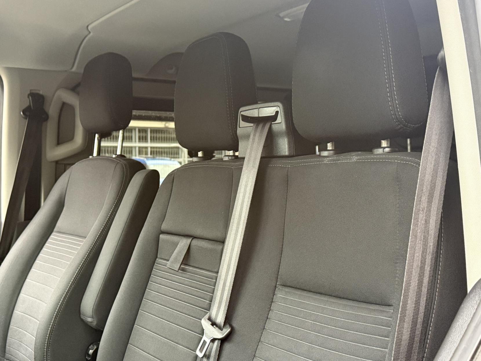 Ford Transit Custom 2.0 320 EcoBlue Limited Crew Van Double Cab 5dr Diesel Manual L1 H1 Euro 6 (s/s) (130 ps)