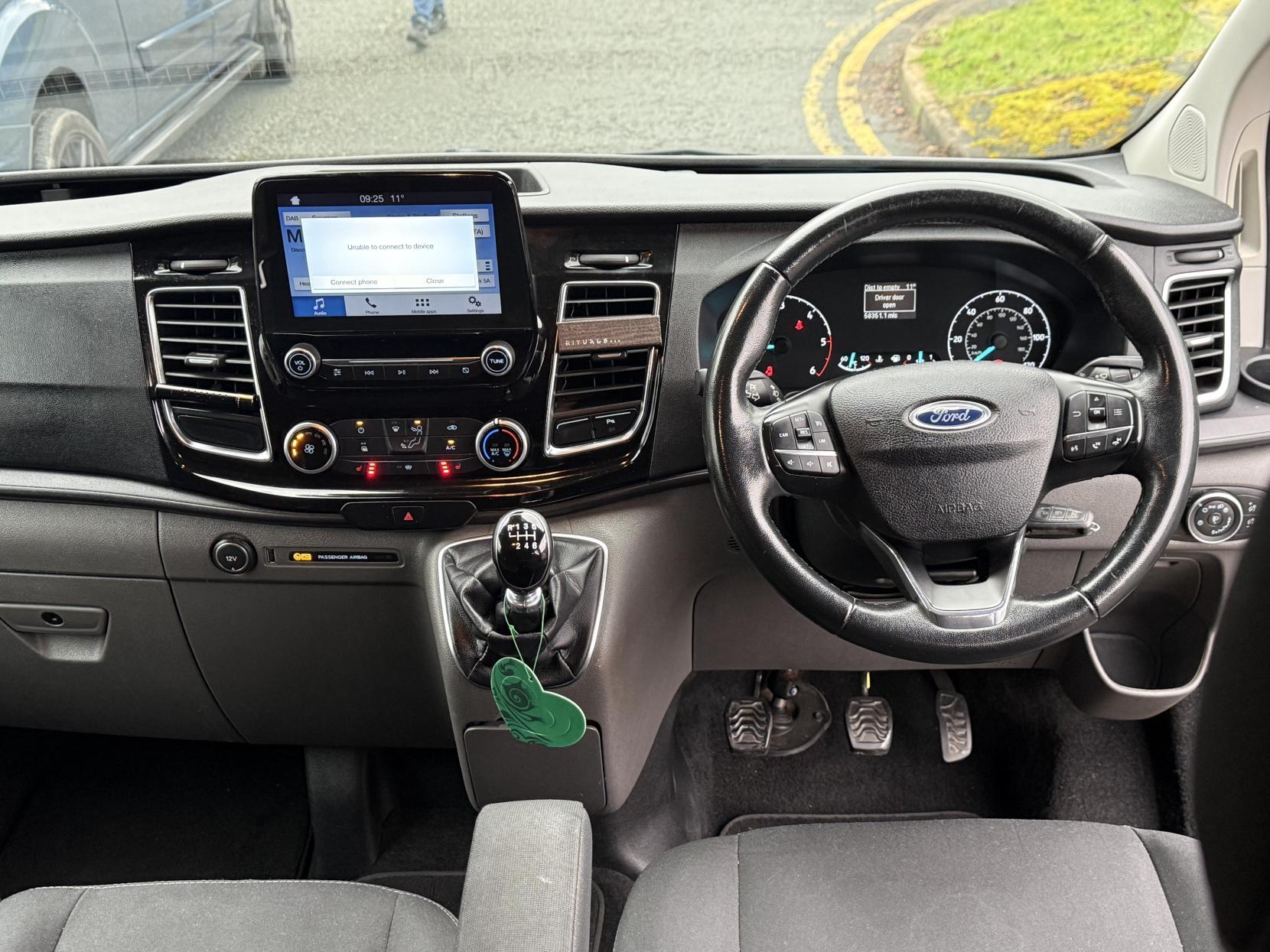 Ford Transit Custom 2.0 320 EcoBlue Limited Crew Van Double Cab 5dr Diesel Manual L1 H1 Euro 6 (s/s) (130 ps)