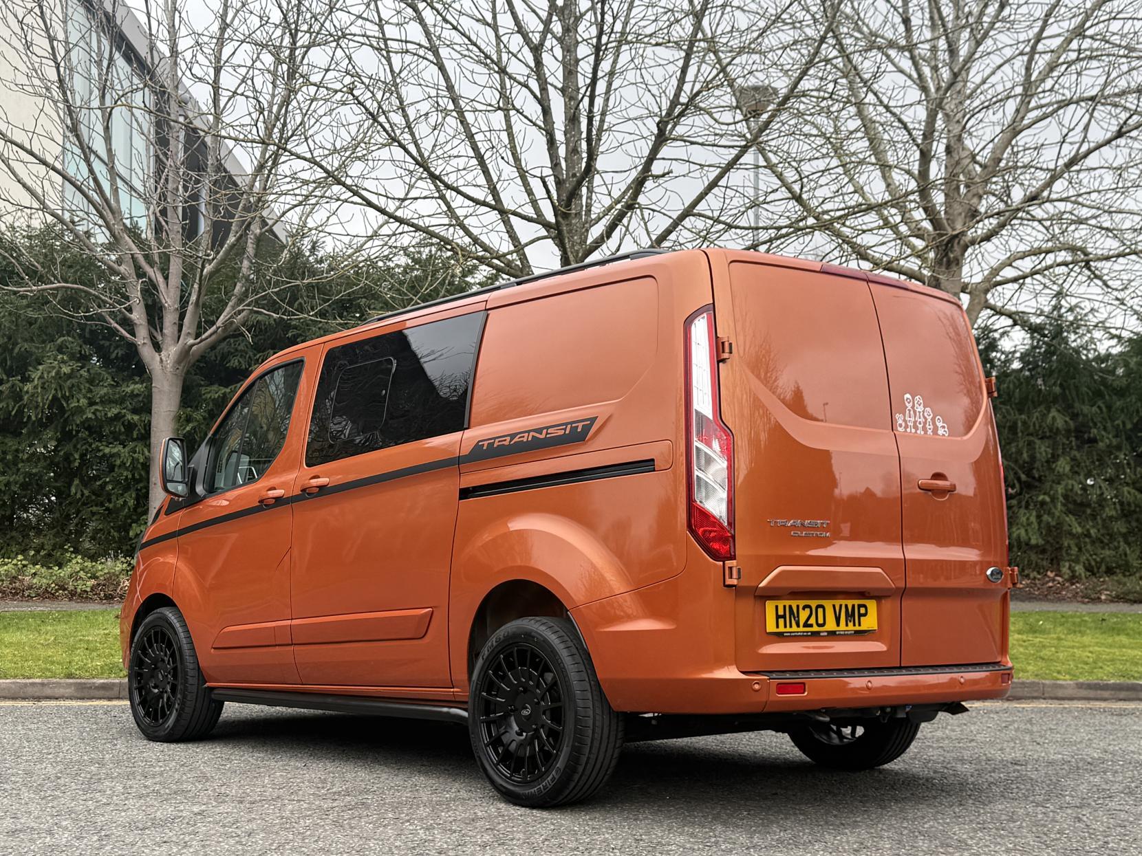 Ford Transit Custom 2.0 320 EcoBlue Limited Crew Van Double Cab 5dr Diesel Manual L1 H1 Euro 6 (s/s) (130 ps)