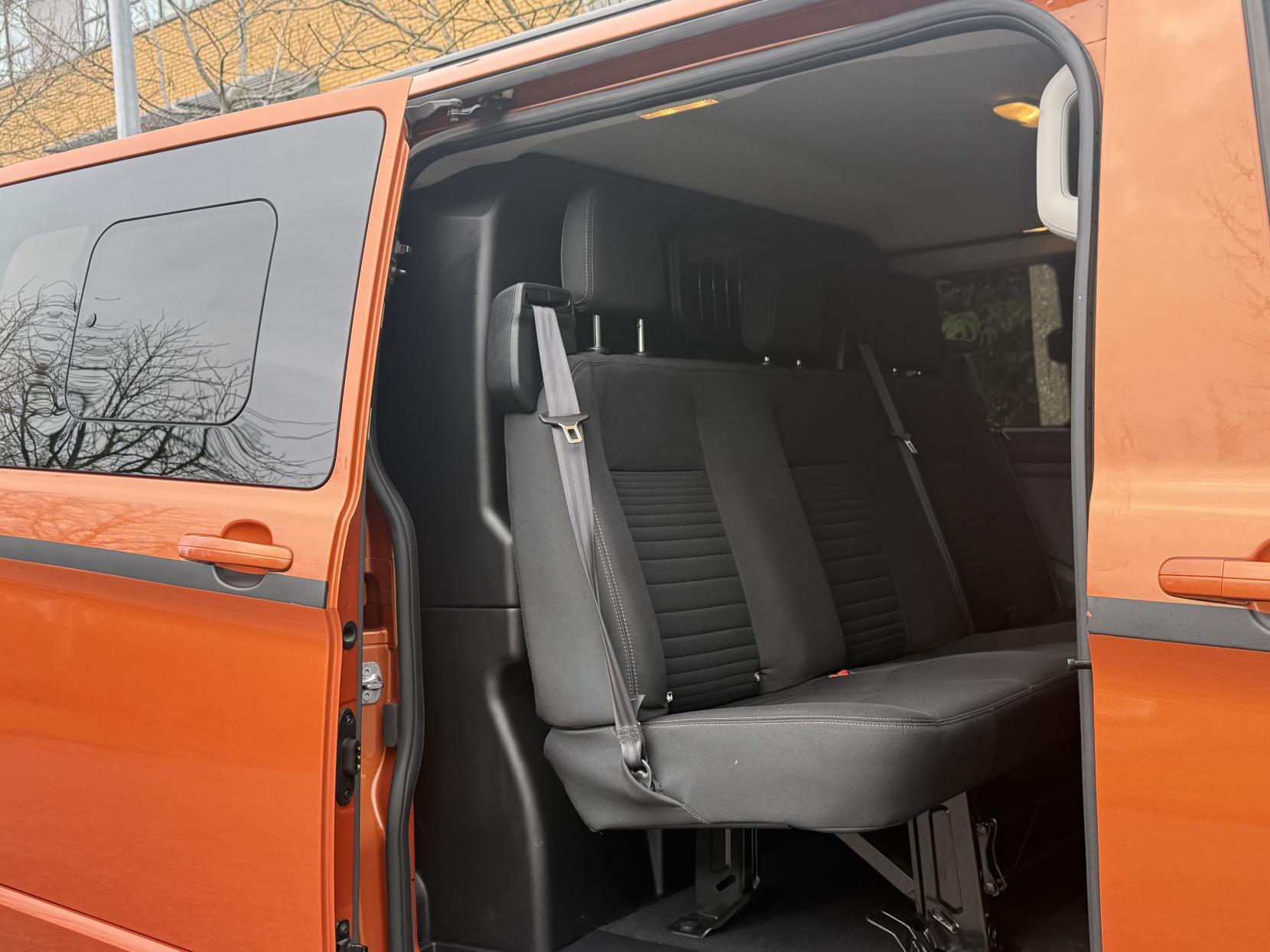 Ford Transit Custom 2.0 320 EcoBlue Limited Crew Van Double Cab 5dr Diesel Manual L1 H1 Euro 6 (s/s) (130 ps)