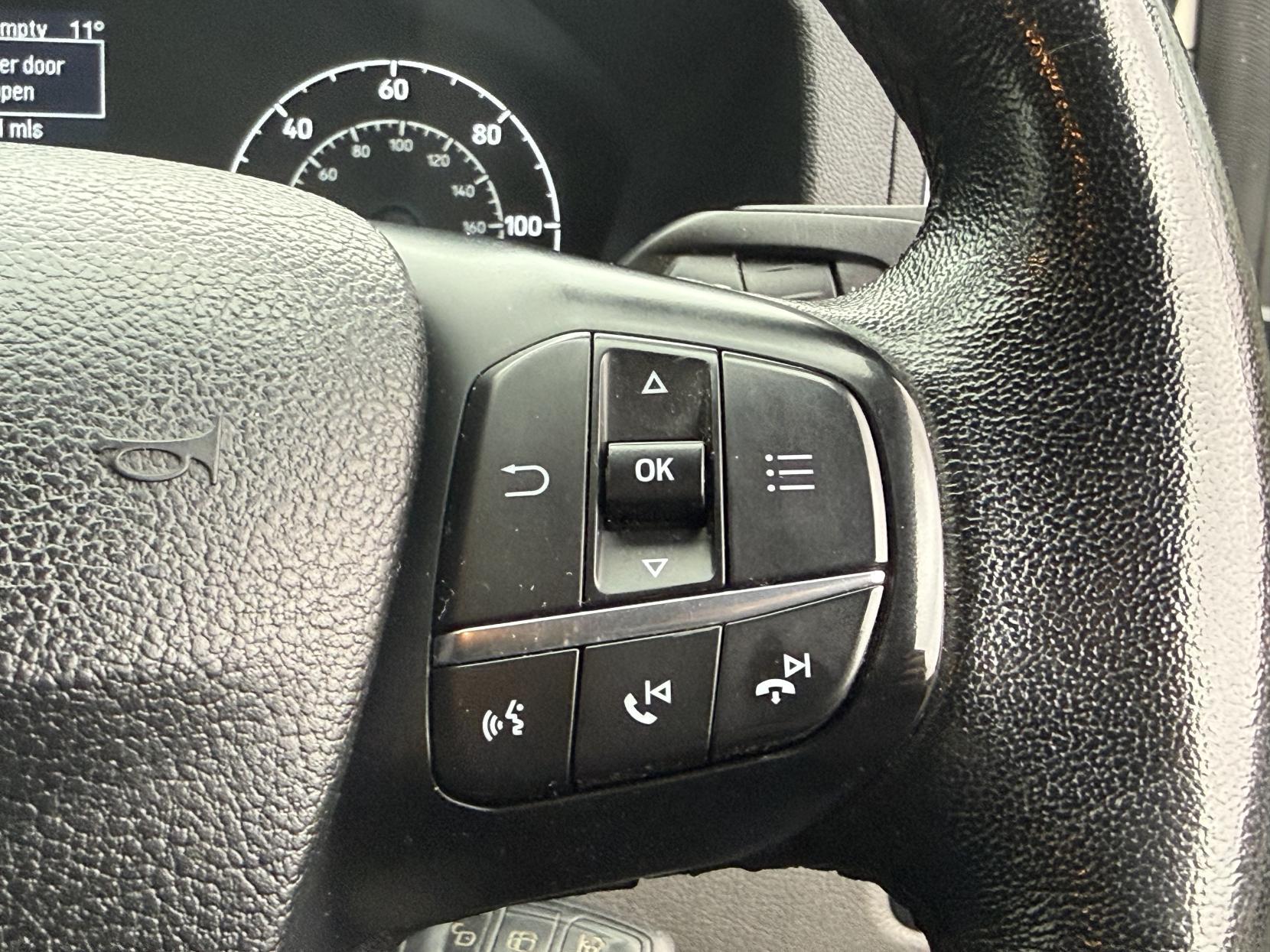 Ford Transit Custom 2.0 320 EcoBlue Limited Crew Van Double Cab 5dr Diesel Manual L1 H1 Euro 6 (s/s) (130 ps)