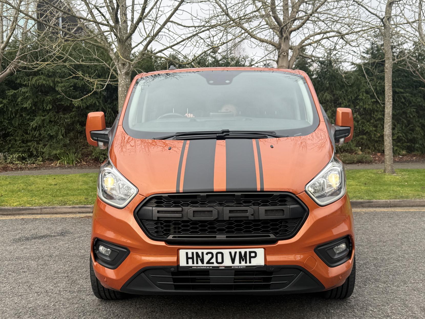 Ford Transit Custom 2.0 320 EcoBlue Limited Crew Van Double Cab 5dr Diesel Manual L1 H1 Euro 6 (s/s) (130 ps)