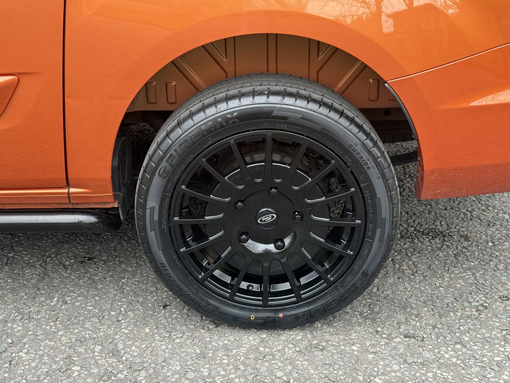 Ford Transit Custom 2.0 320 EcoBlue Limited Crew Van Double Cab 5dr Diesel Manual L1 H1 Euro 6 (s/s) (130 ps)