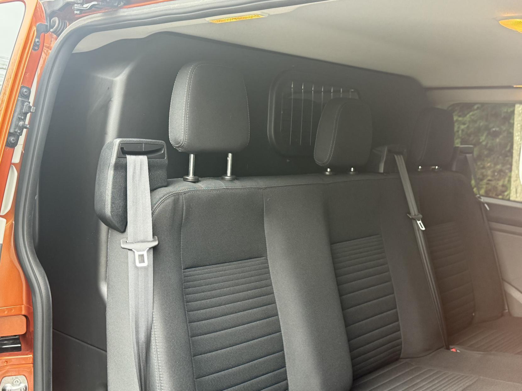 Ford Transit Custom 2.0 320 EcoBlue Limited Crew Van Double Cab 5dr Diesel Manual L1 H1 Euro 6 (s/s) (130 ps)