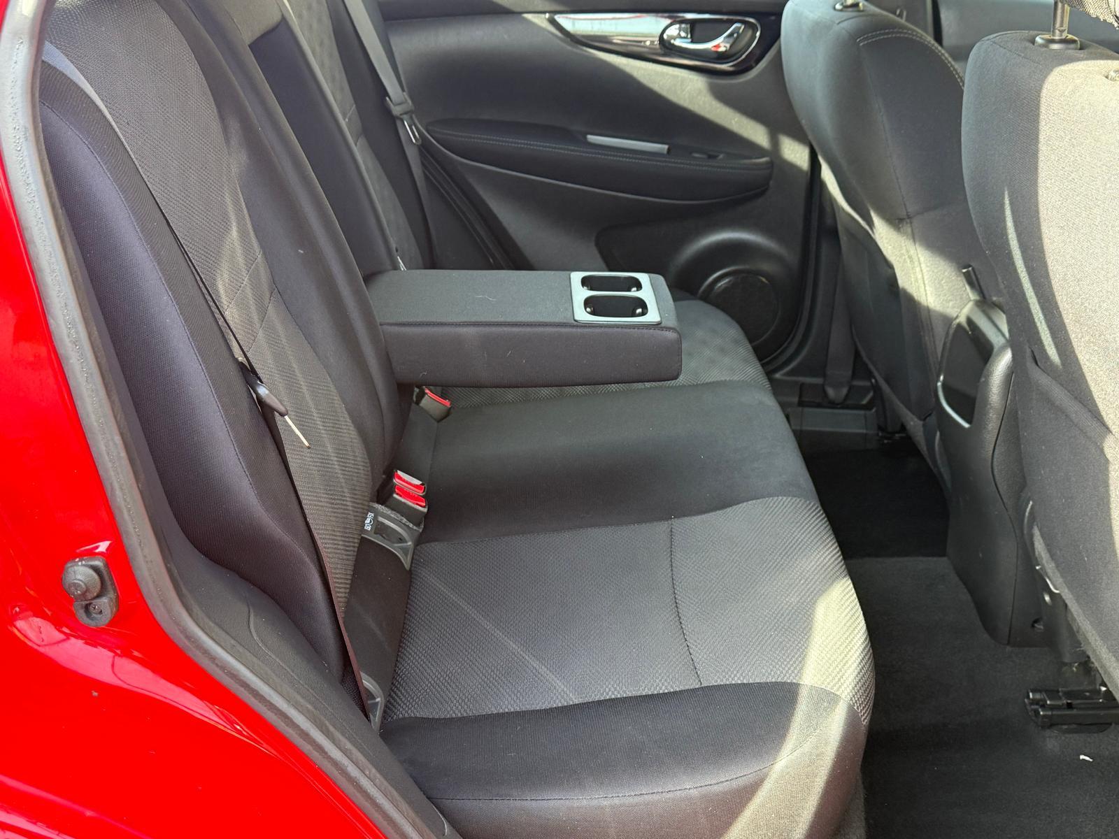 Nissan Qashqai 1.5 dCi Acenta SUV 5dr Diesel Manual 2WD Euro 6 (s/s) (110 ps)