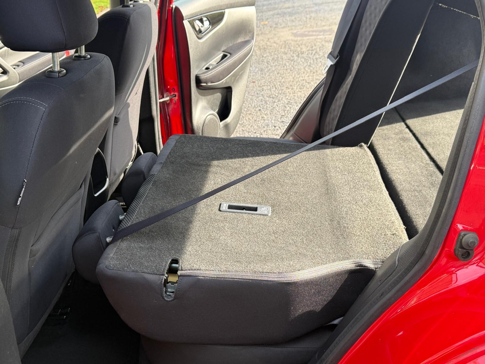 Nissan Qashqai 1.5 dCi Acenta SUV 5dr Diesel Manual 2WD Euro 6 (s/s) (110 ps)