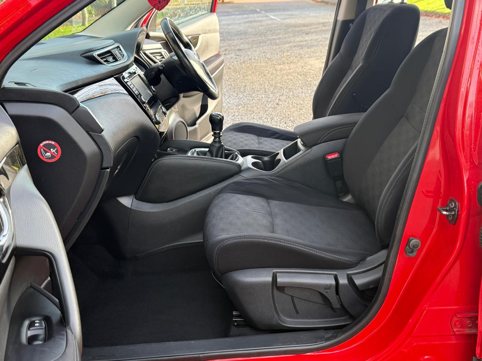 Nissan Qashqai 1.5 dCi Acenta SUV 5dr Diesel Manual 2WD Euro 6 (s/s) (110 ps)