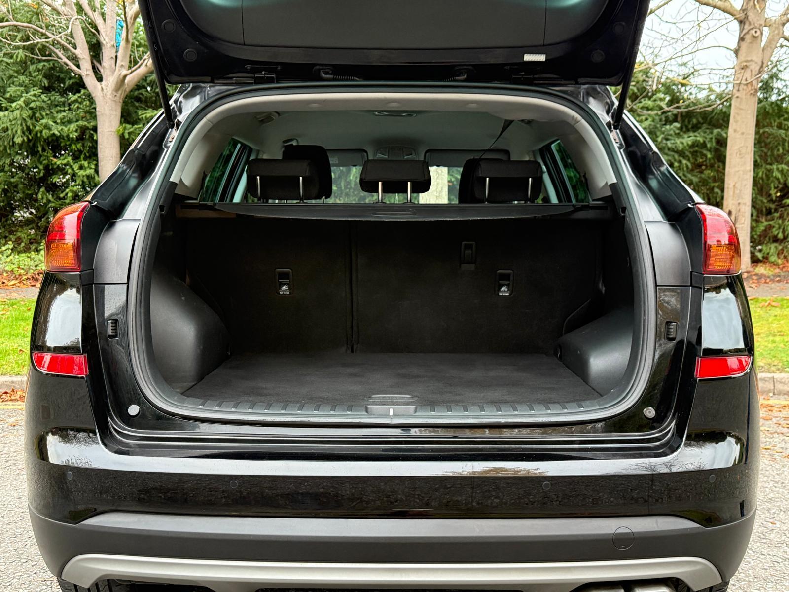 Hyundai TUCSON 1.6 CRDi SE Nav SUV 5dr Diesel Manual Euro 6 (s/s) (115 ps)