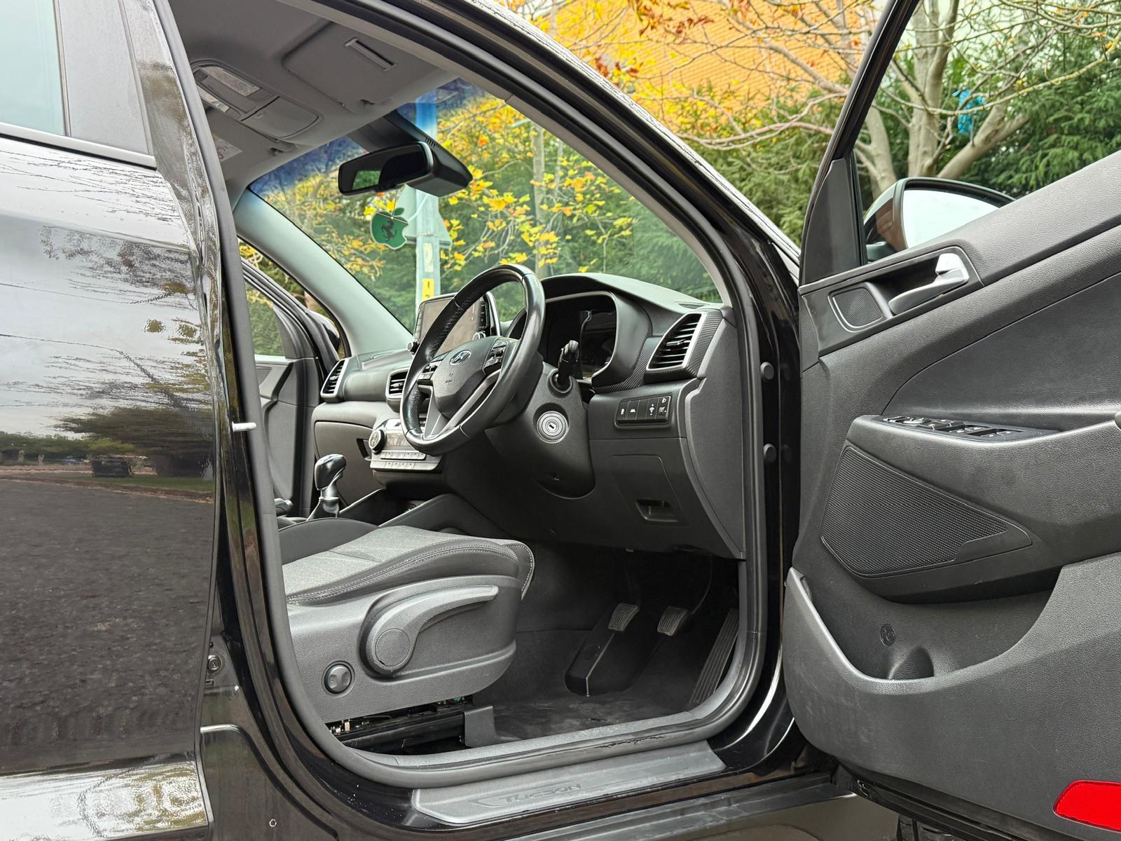 Hyundai TUCSON 1.6 CRDi SE Nav SUV 5dr Diesel Manual Euro 6 (s/s) (115 ps)