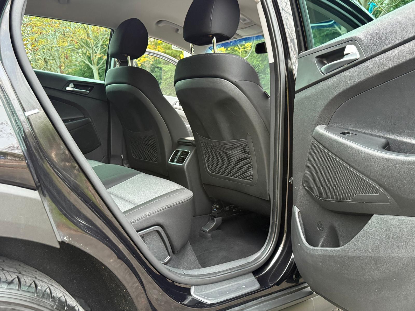 Hyundai TUCSON 1.6 CRDi SE Nav SUV 5dr Diesel Manual Euro 6 (s/s) (115 ps)