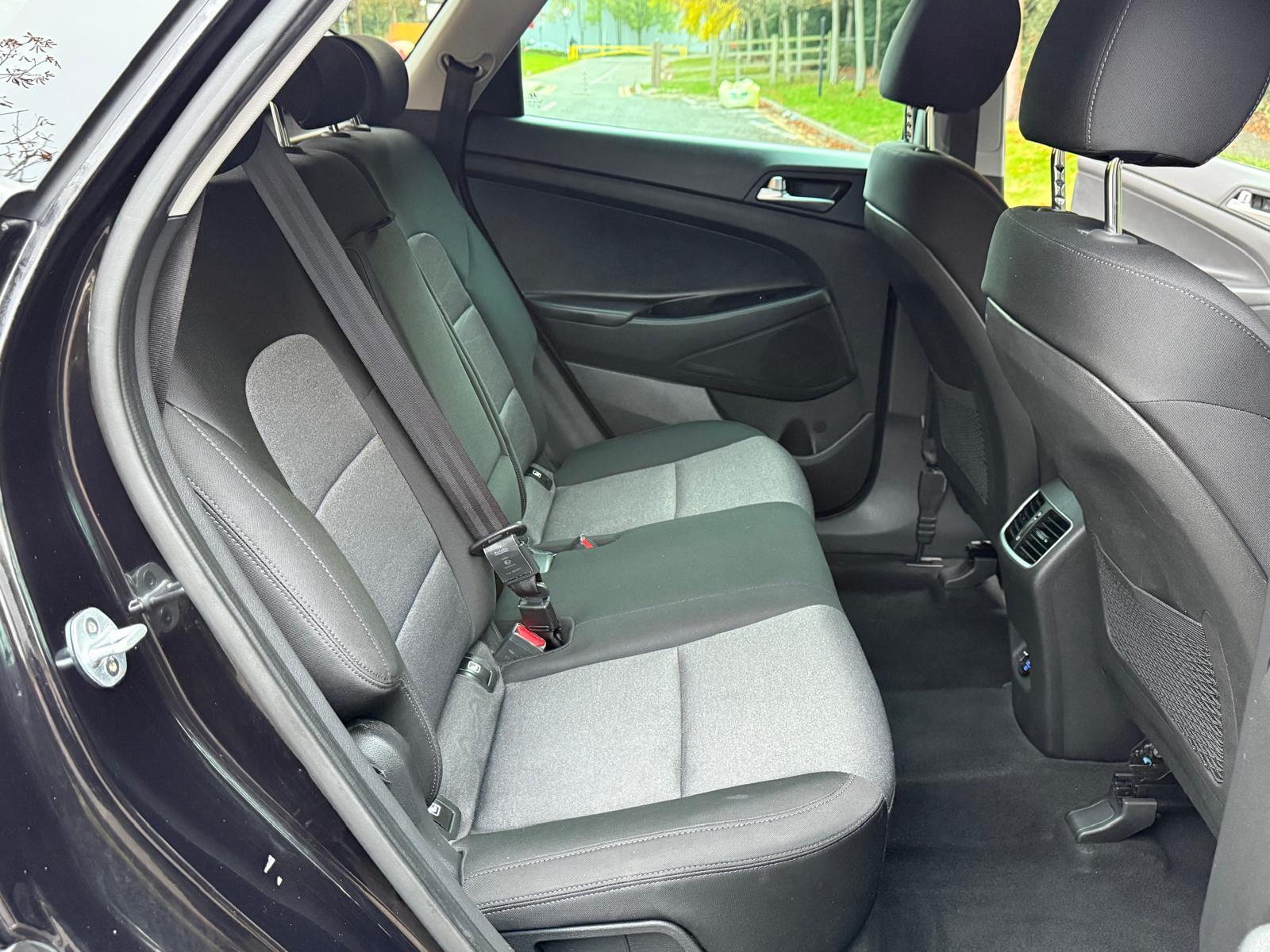 Hyundai TUCSON 1.6 CRDi SE Nav SUV 5dr Diesel Manual Euro 6 (s/s) (115 ps)