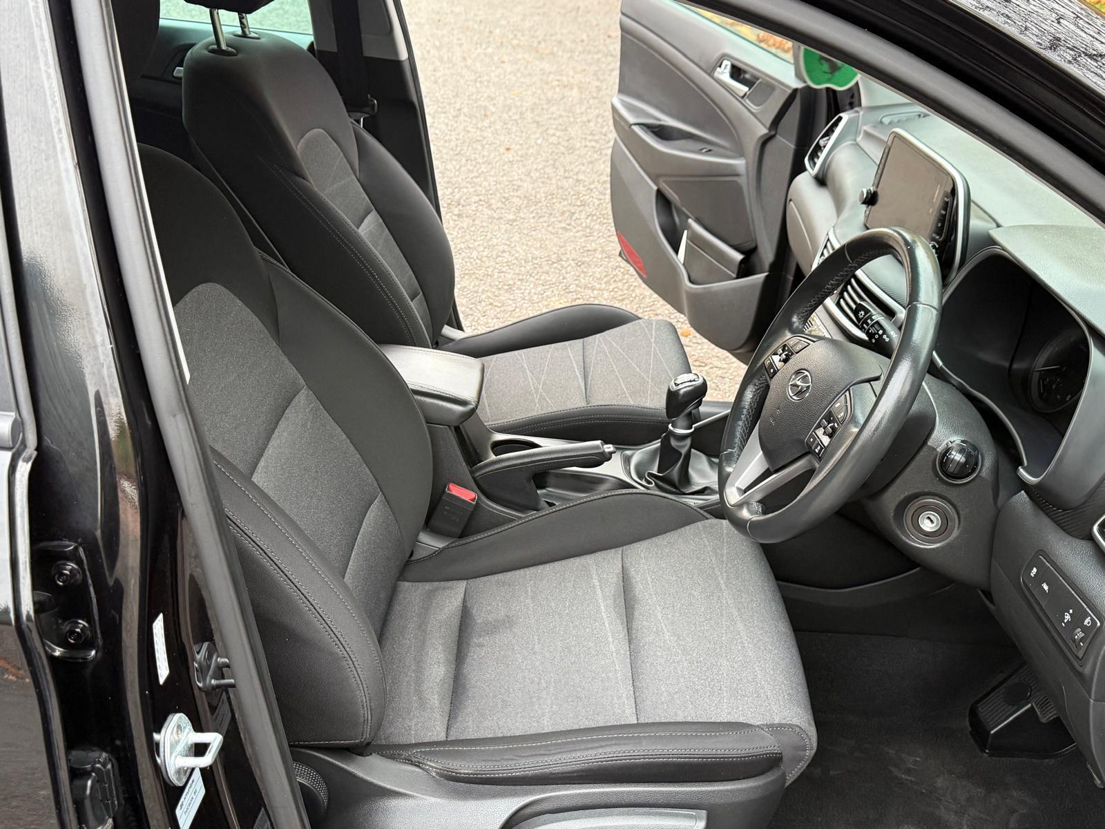 Hyundai TUCSON 1.6 CRDi SE Nav SUV 5dr Diesel Manual Euro 6 (s/s) (115 ps)