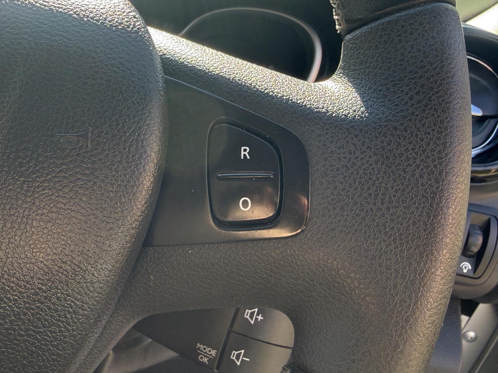 Vauxhall Vivaro 1.6 CDTi 2900 Sportive Panel Van 5dr Diesel Manual L2 H1 Euro 6 (120 ps)