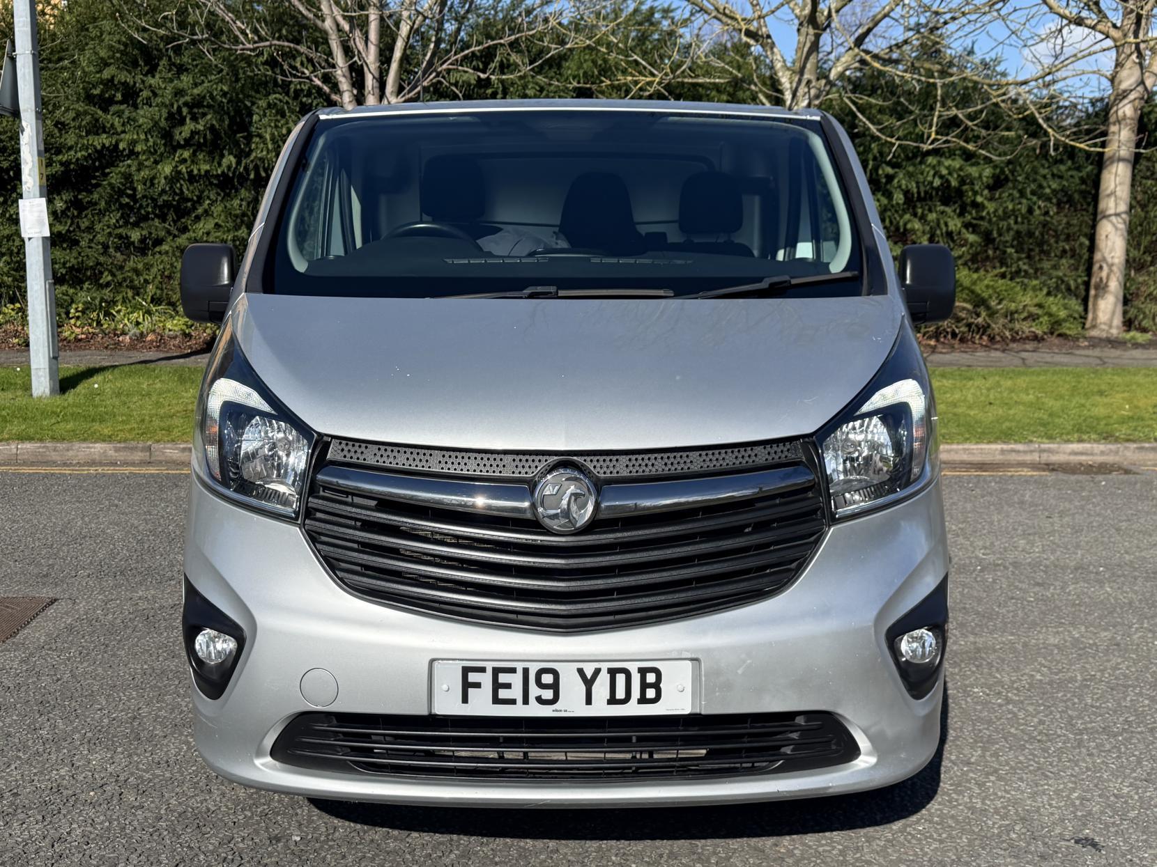 Vauxhall Vivaro 1.6 CDTi 2900 Sportive Panel Van 5dr Diesel Manual L2 H1 Euro 6 (120 ps)