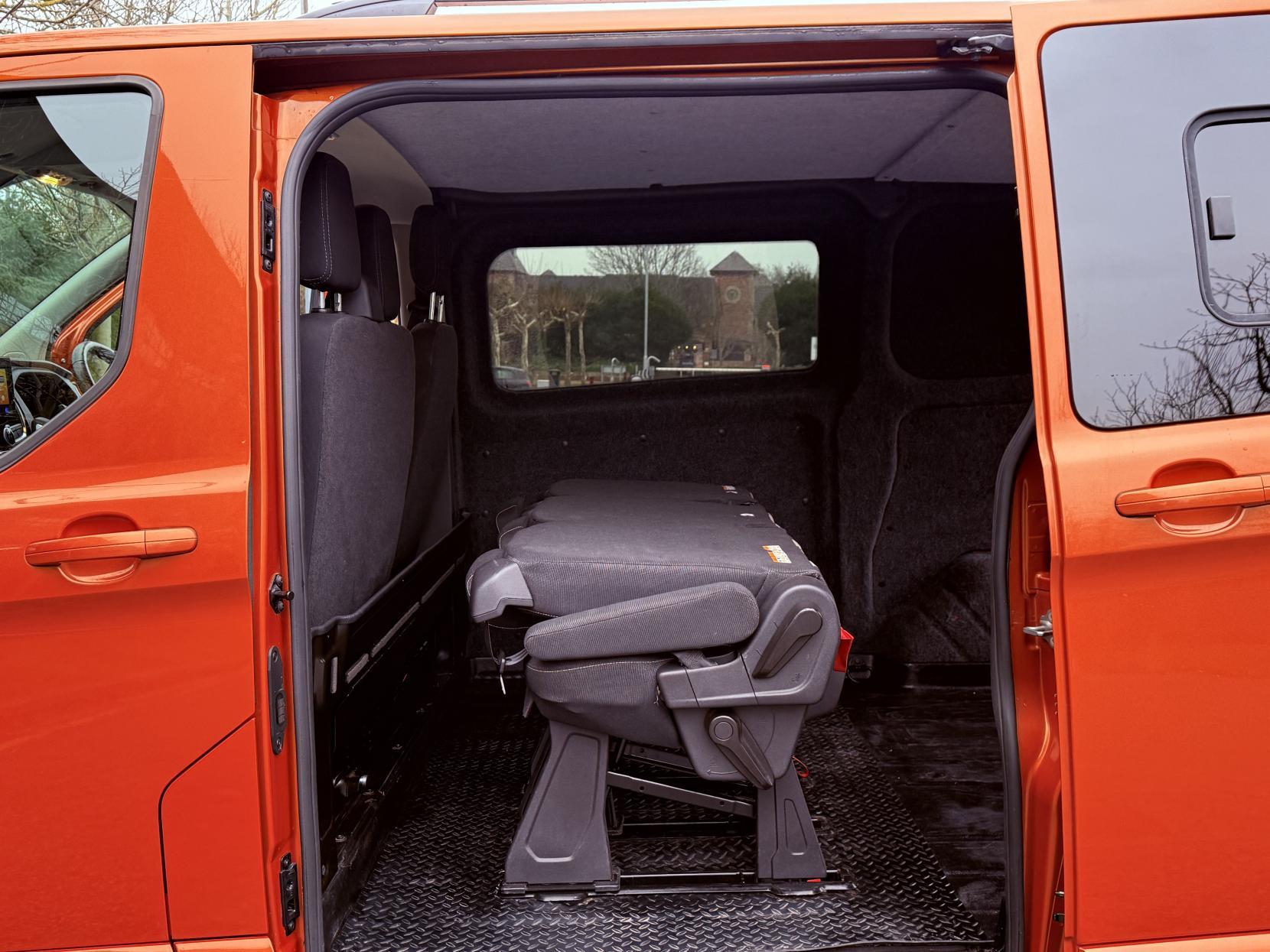 Ford Transit Custom 2.0 280 EcoBlue Limited Panel Van 5dr Diesel Auto L1 H1 Euro 6 (s/s) (130 ps)