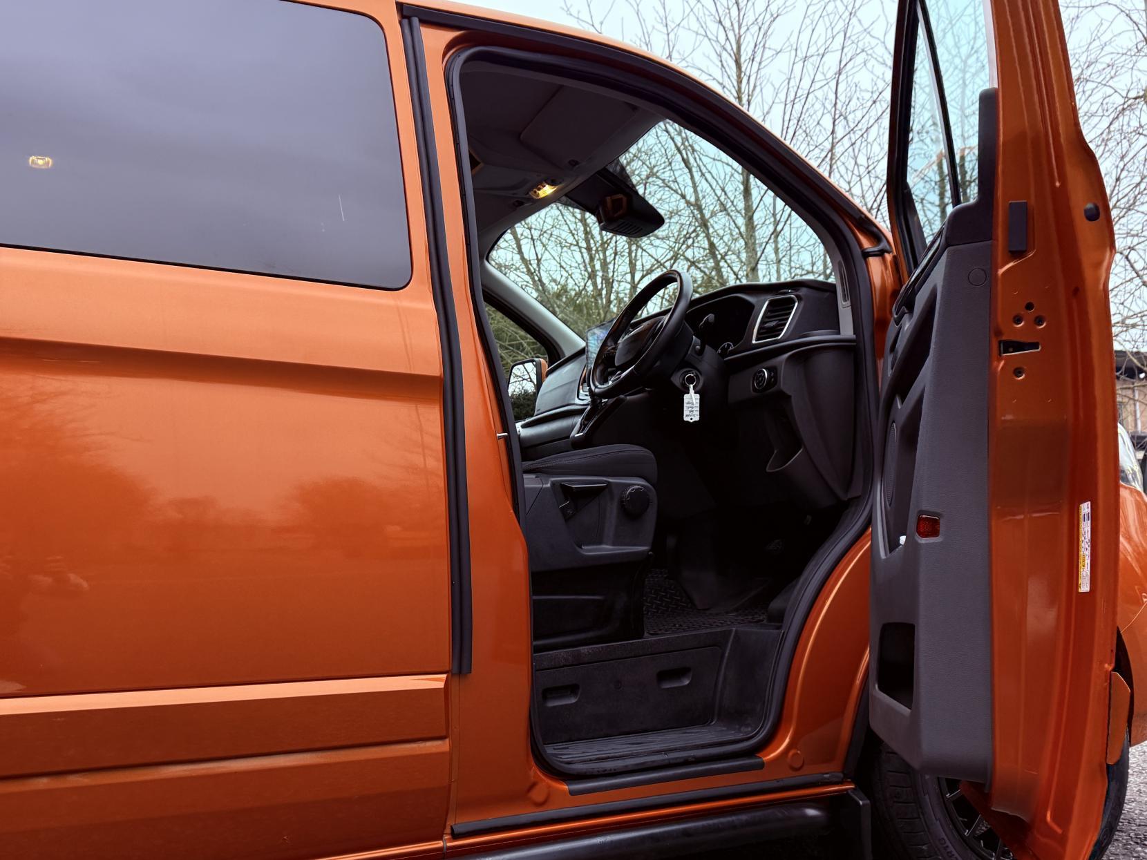 Ford Transit Custom 2.0 280 EcoBlue Limited Panel Van 5dr Diesel Auto L1 H1 Euro 6 (s/s) (130 ps)