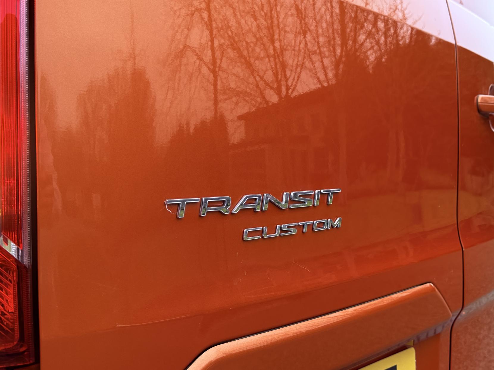 Ford Transit Custom 2.0 280 EcoBlue Limited Panel Van 5dr Diesel Auto L1 H1 Euro 6 (s/s) (130 ps)