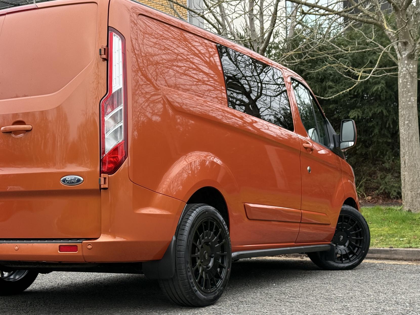 Ford Transit Custom 2.0 280 EcoBlue Limited Panel Van 5dr Diesel Auto L1 H1 Euro 6 (s/s) (130 ps)