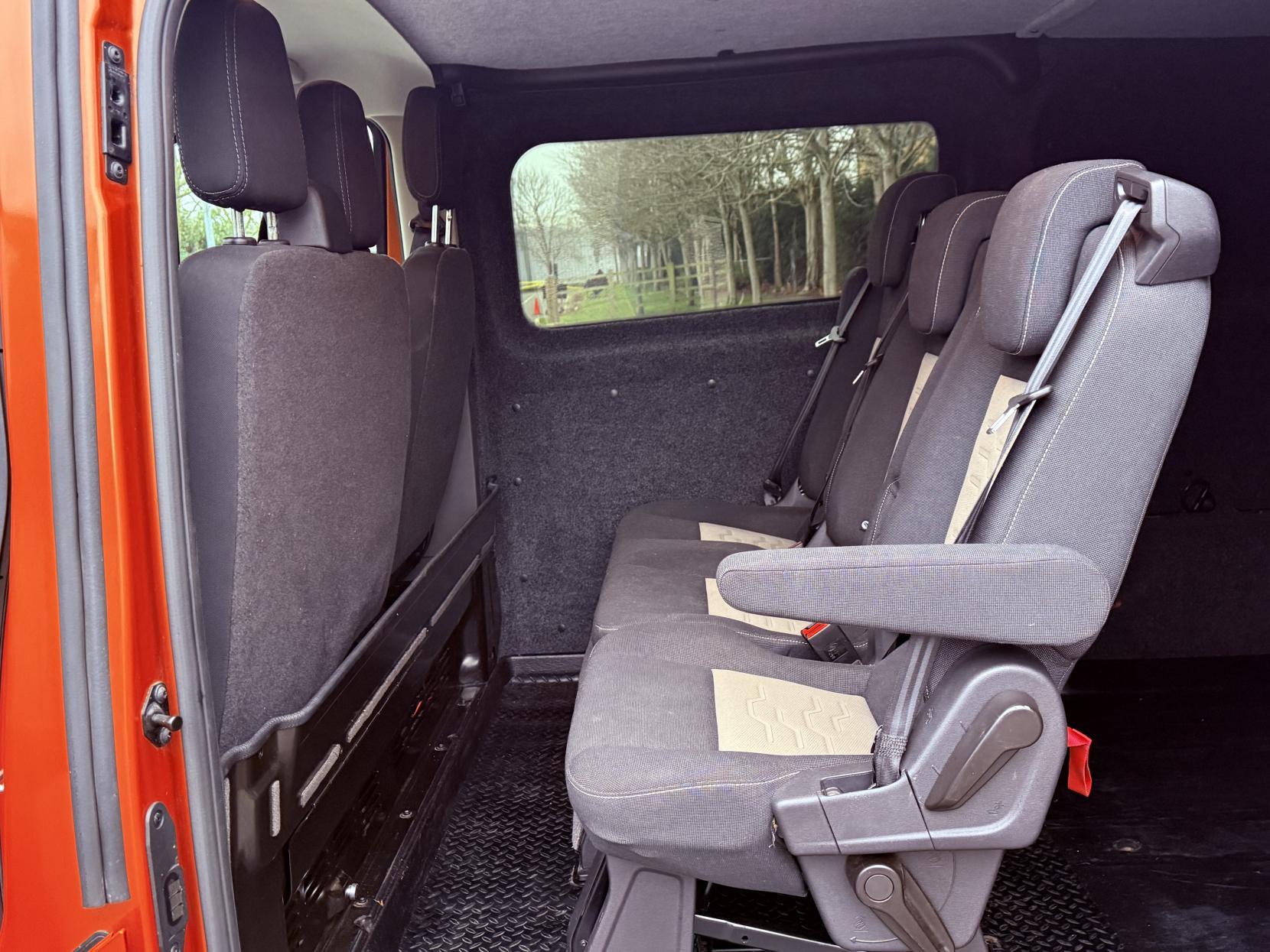 Ford Transit Custom 2.0 280 EcoBlue Limited Panel Van 5dr Diesel Auto L1 H1 Euro 6 (s/s) (130 ps)