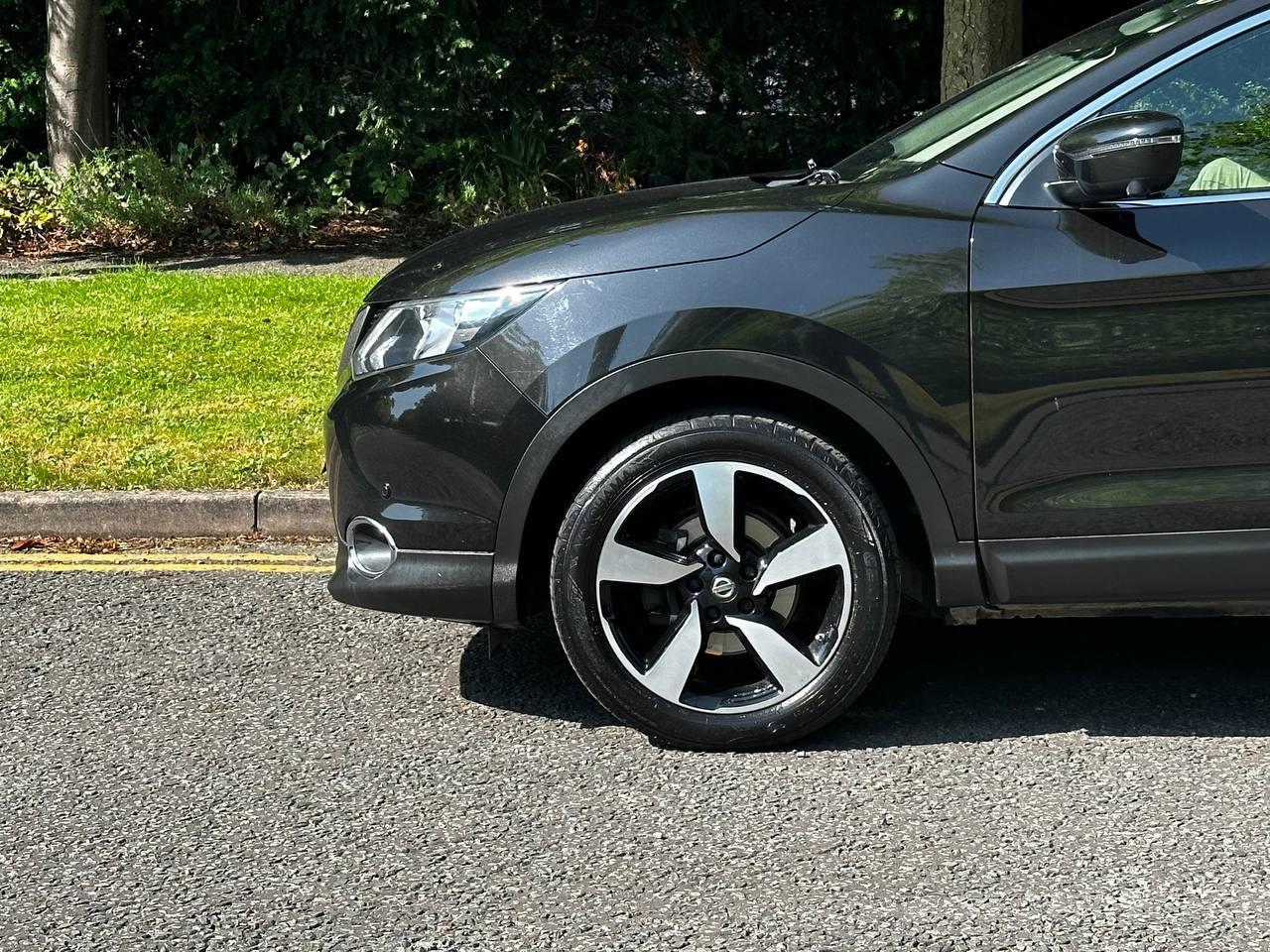 Nissan Qashqai 1.5 dCi n-tec+ SUV 5dr Diesel Manual 2WD Euro 5 (s/s) (110 ps)