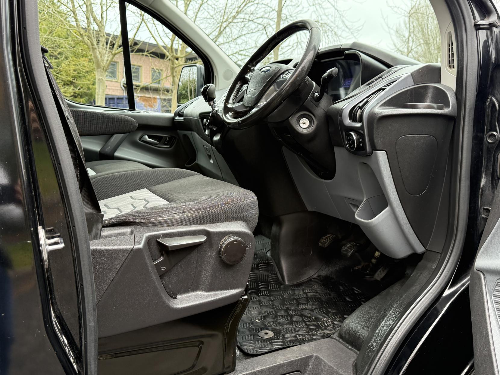 Ford Transit Custom 2.0 TDCi 290 Limited Panel Van 5dr Diesel Manual L1 H1 (157 g/km, 168 bhp)