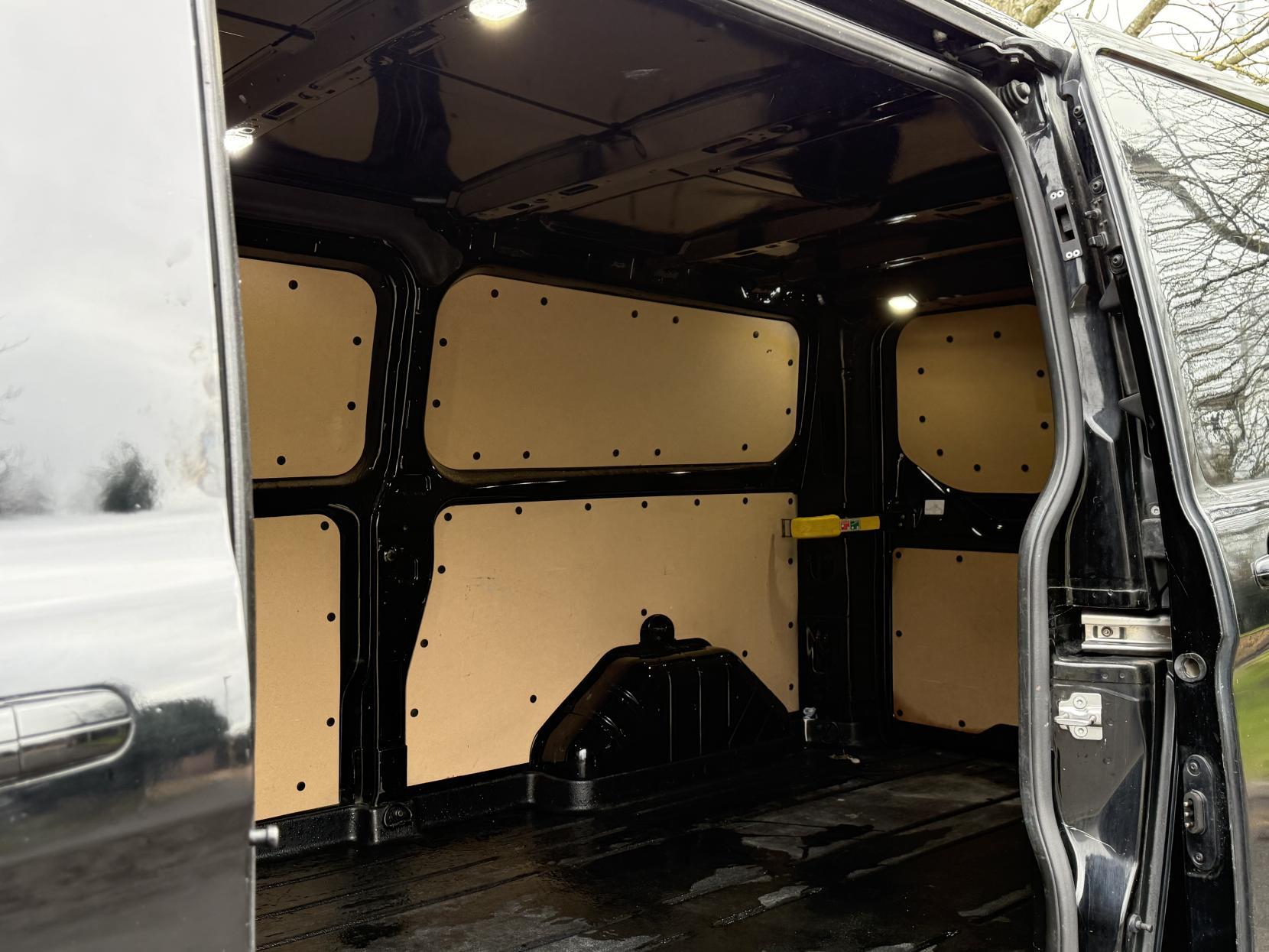 Ford Transit Custom 2.0 TDCi 290 Limited Panel Van 5dr Diesel Manual L1 H1 (157 g/km, 168 bhp)