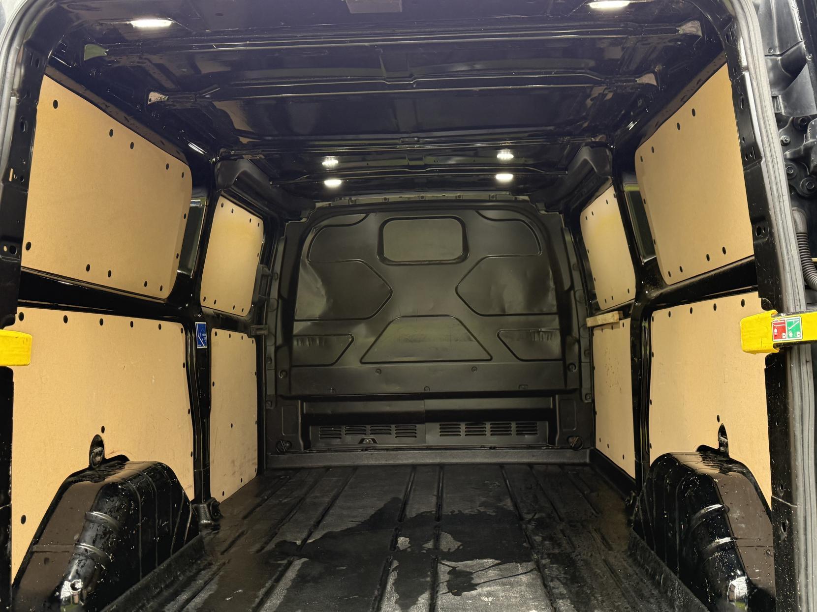 Ford Transit Custom 2.0 TDCi 290 Limited Panel Van 5dr Diesel Manual L1 H1 (157 g/km, 168 bhp)