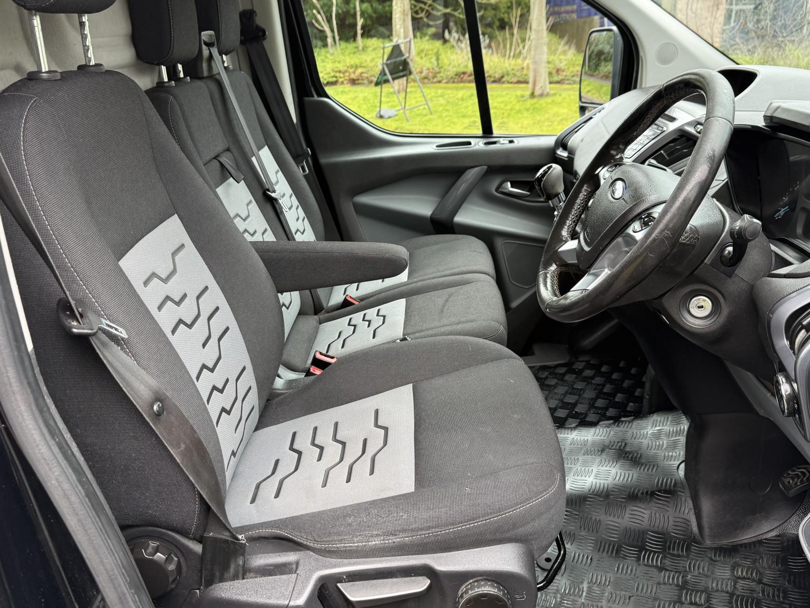 Ford Transit Custom 2.0 TDCi 290 Limited Panel Van 5dr Diesel Manual L1 H1 (157 g/km, 168 bhp)