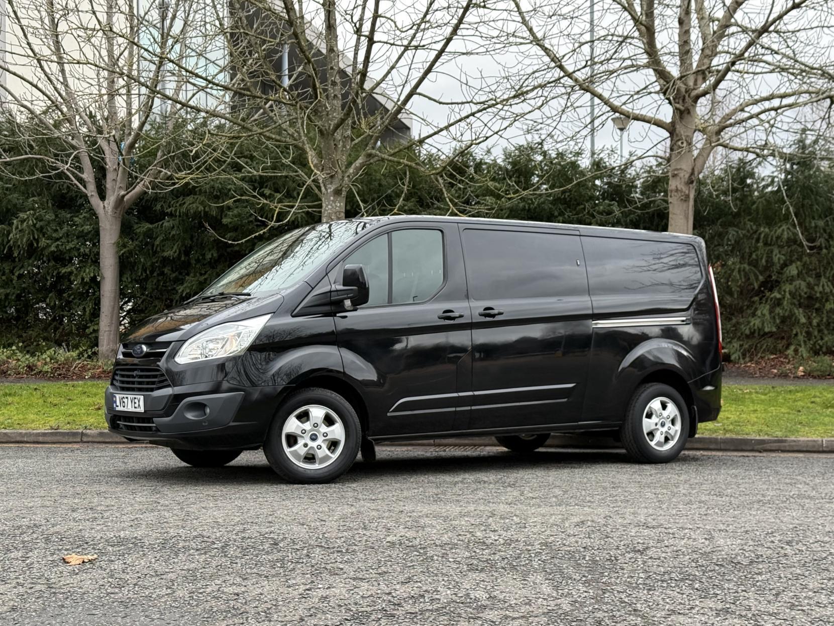 Ford Transit Custom 2.0 TDCi 290 Limited Panel Van 5dr Diesel Manual L1 H1 (157 g/km, 168 bhp)
