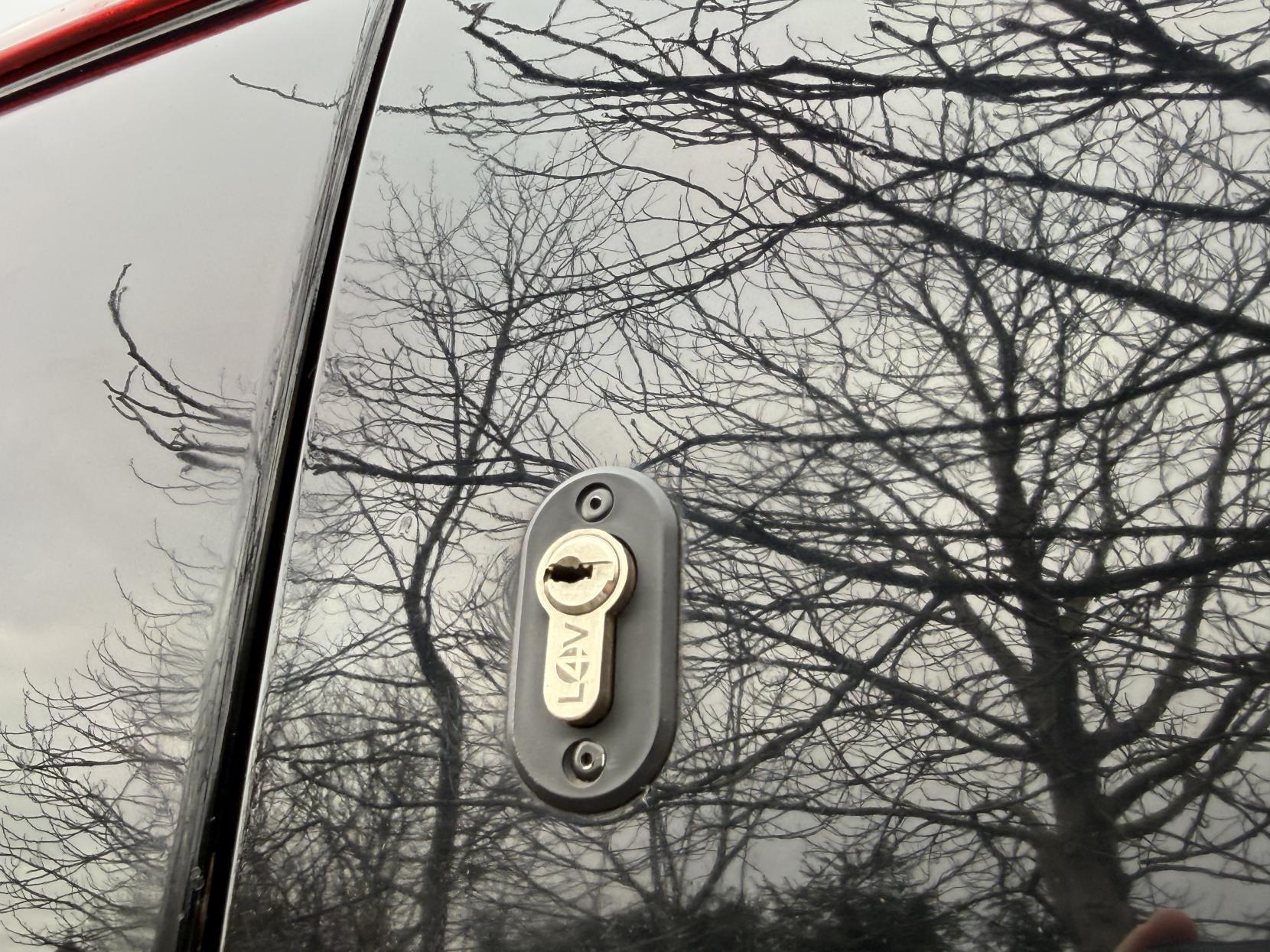 Ford Transit Custom 2.0 TDCi 290 Limited Panel Van 5dr Diesel Manual L1 H1 (157 g/km, 168 bhp)