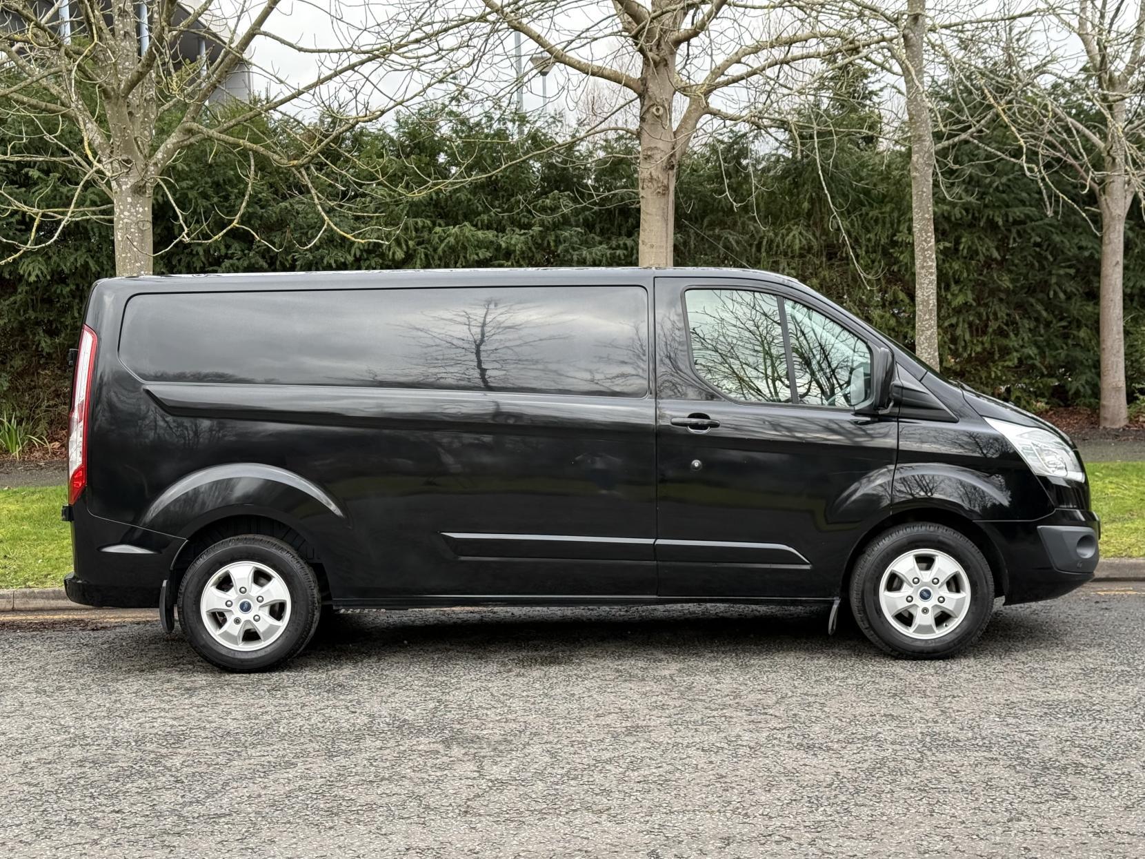 Ford Transit Custom 2.0 TDCi 290 Limited Panel Van 5dr Diesel Manual L1 H1 (157 g/km, 168 bhp)
