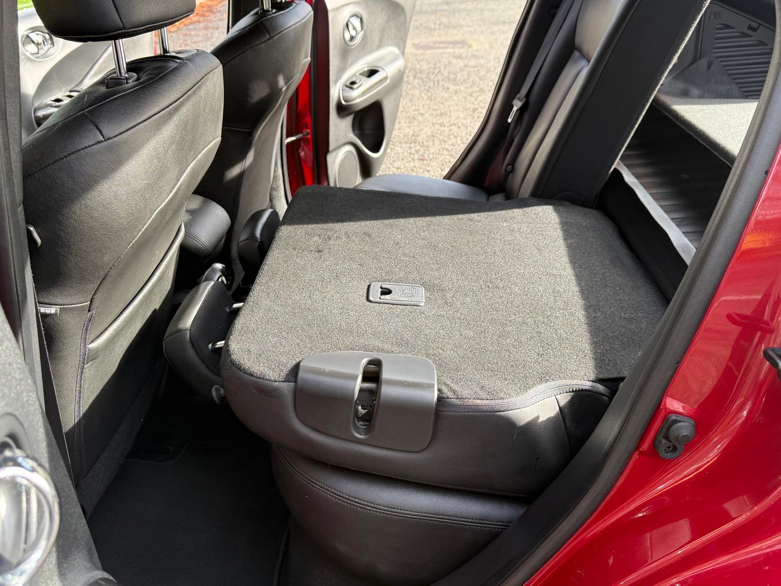 Nissan Juke 1.2 DIG-T Tekna SUV 5dr Petrol Manual Euro 6 (s/s) (115 ps)