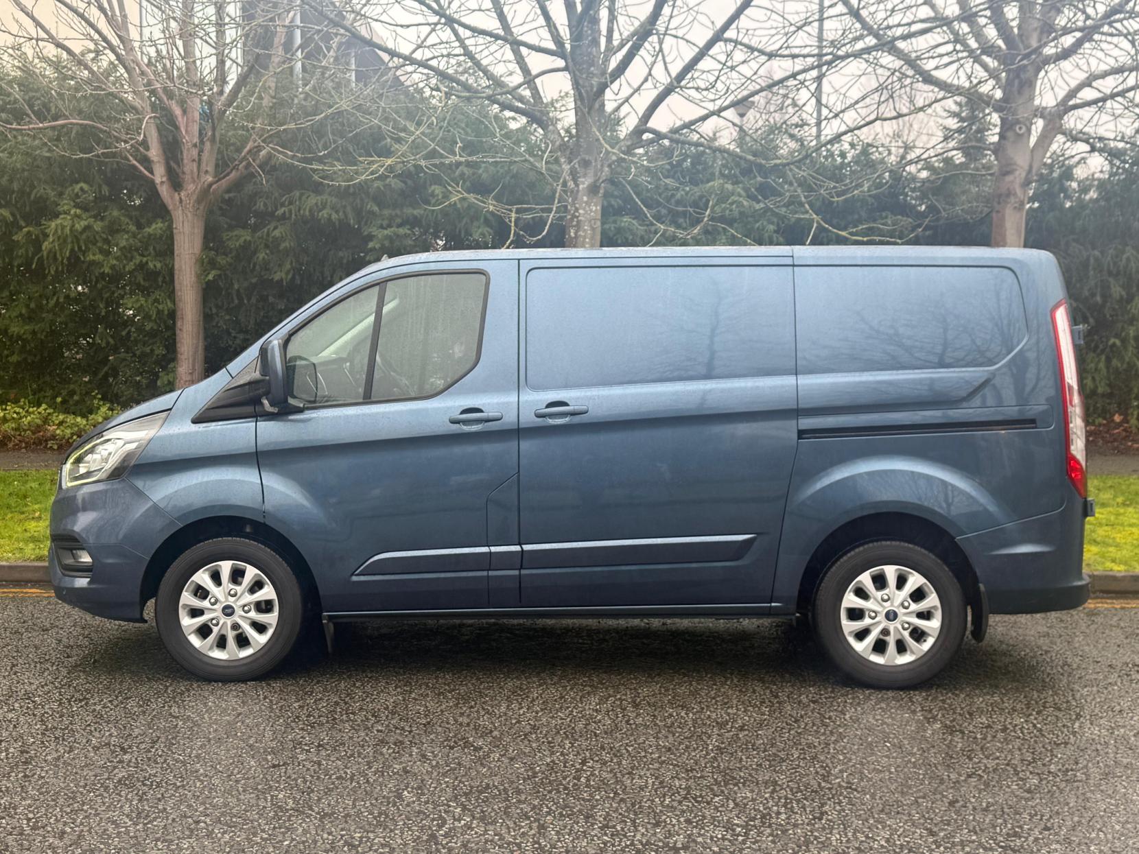 Ford Transit Custom 2.0 280 EcoBlue Limited Panel Van 5dr Diesel Manual L1 H1 Euro 6 (130 ps)