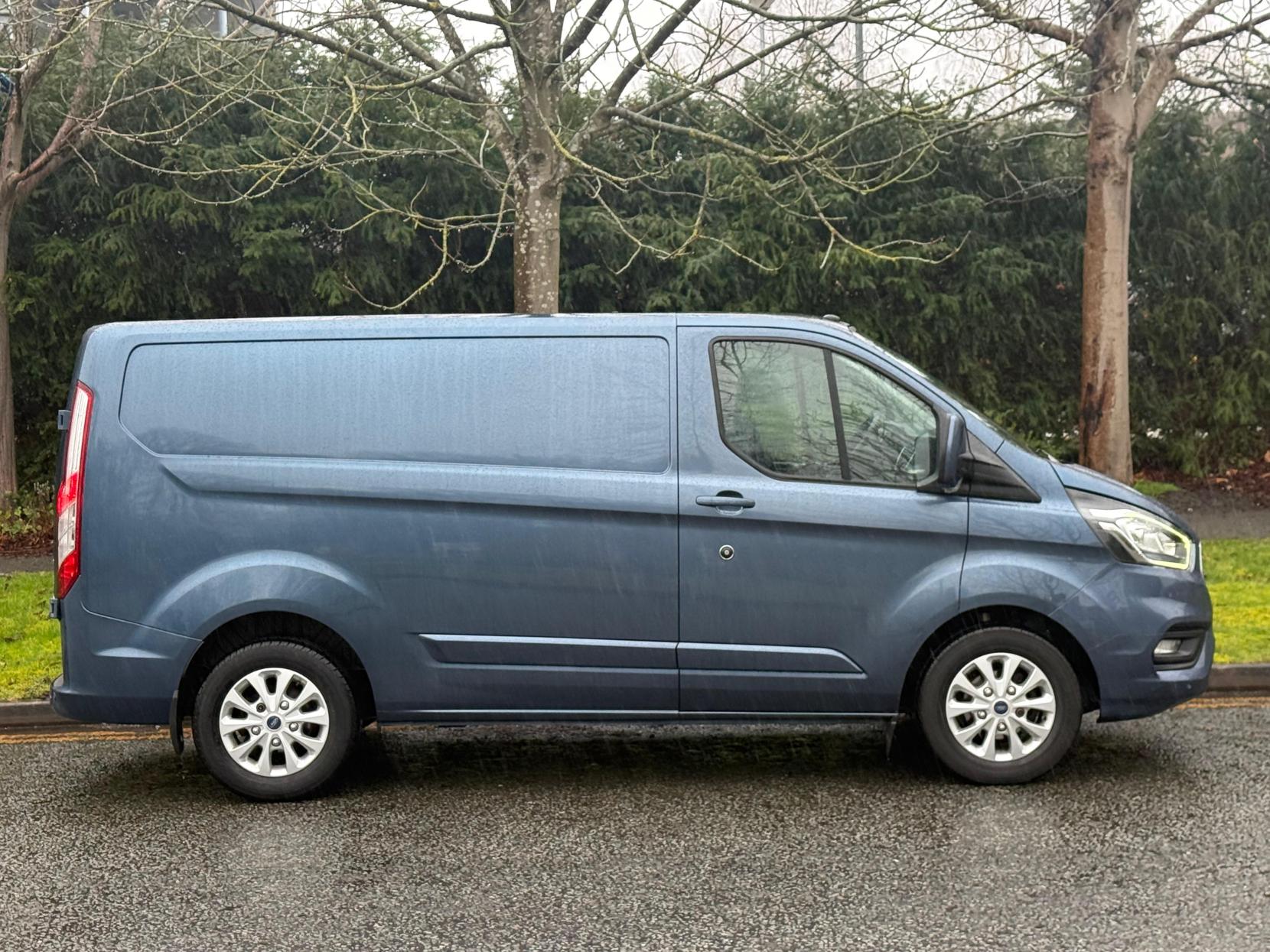 Ford Transit Custom 2.0 280 EcoBlue Limited Panel Van 5dr Diesel Manual L1 H1 Euro 6 (130 ps)
