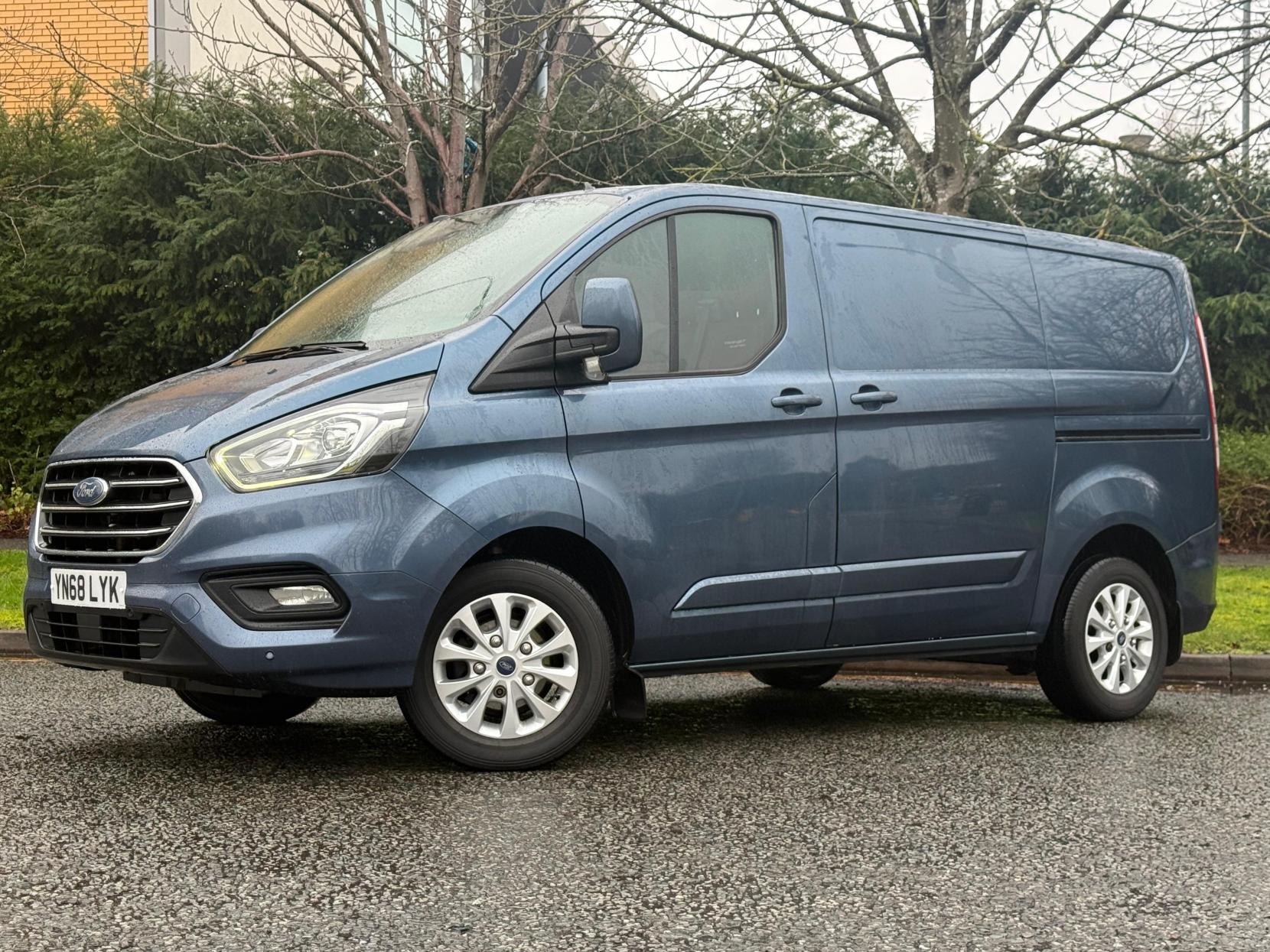 Ford Transit Custom 2.0 280 EcoBlue Limited Panel Van 5dr Diesel Manual L1 H1 Euro 6 (130 ps)
