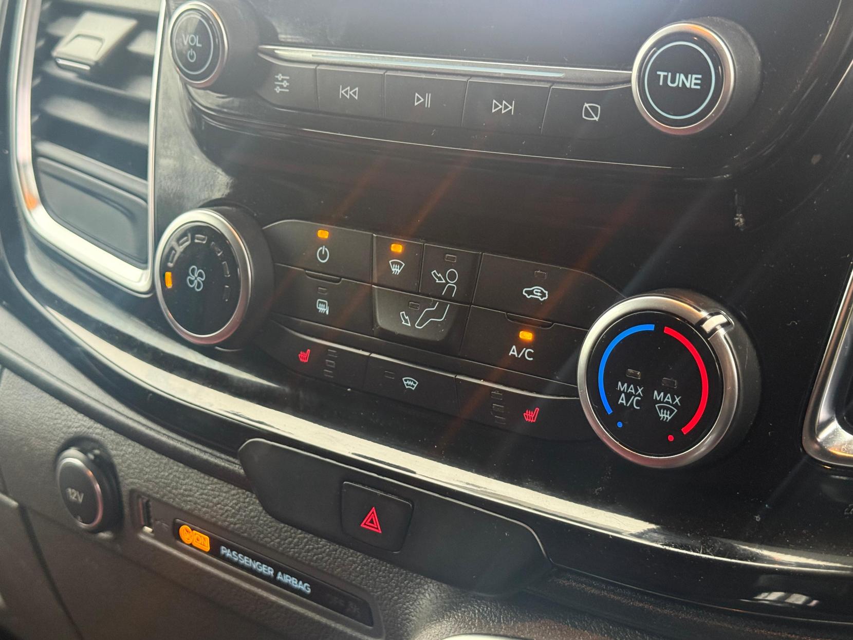 Ford Transit Custom 2.0 280 EcoBlue Limited Panel Van 5dr Diesel Manual L1 H1 Euro 6 (130 ps)