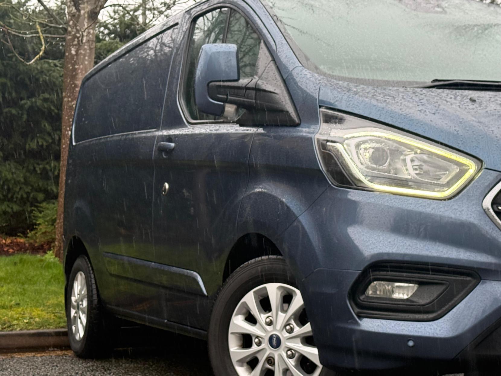 Ford Transit Custom 2.0 280 EcoBlue Limited Panel Van 5dr Diesel Manual L1 H1 Euro 6 (130 ps)