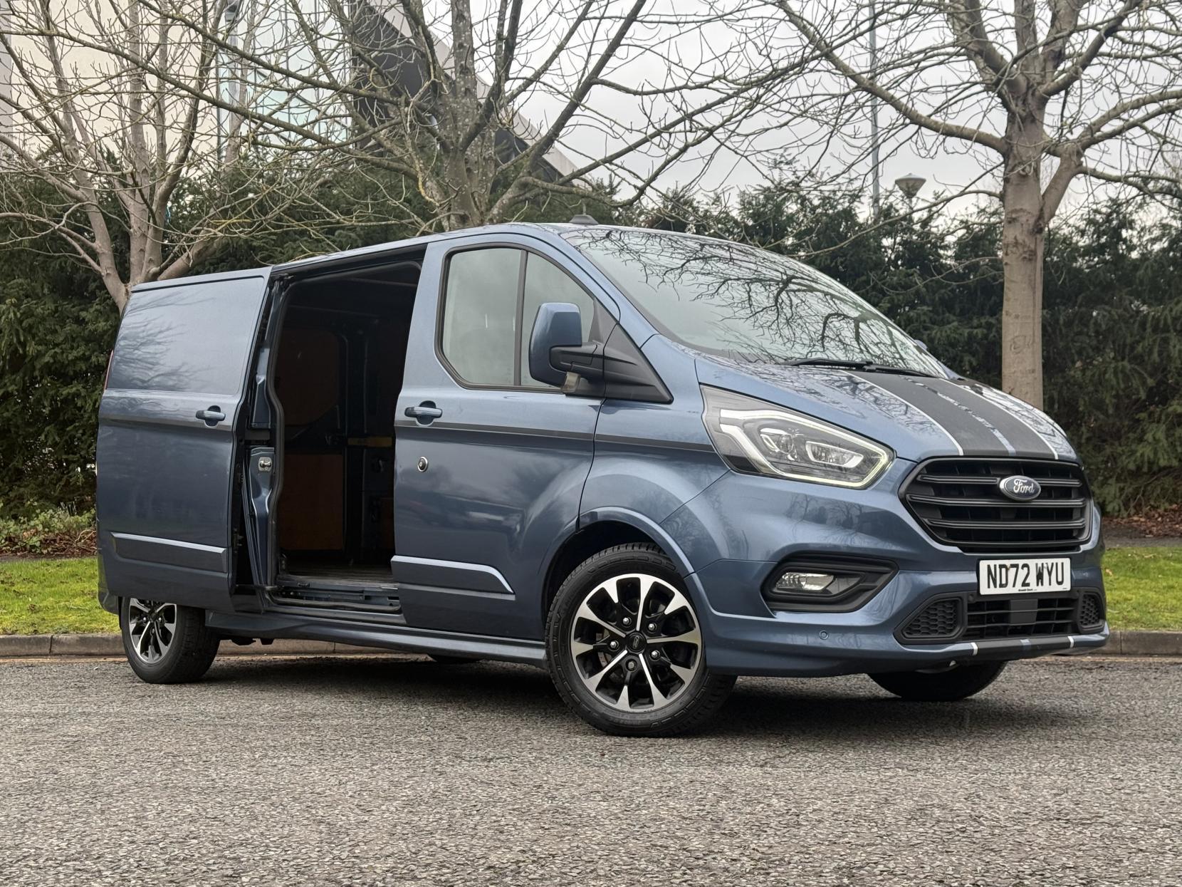 Ford Transit Custom 2.0 310 EcoBlue Sport Panel Van 5dr Diesel Auto L2 H1 Euro 6 (170 ps)