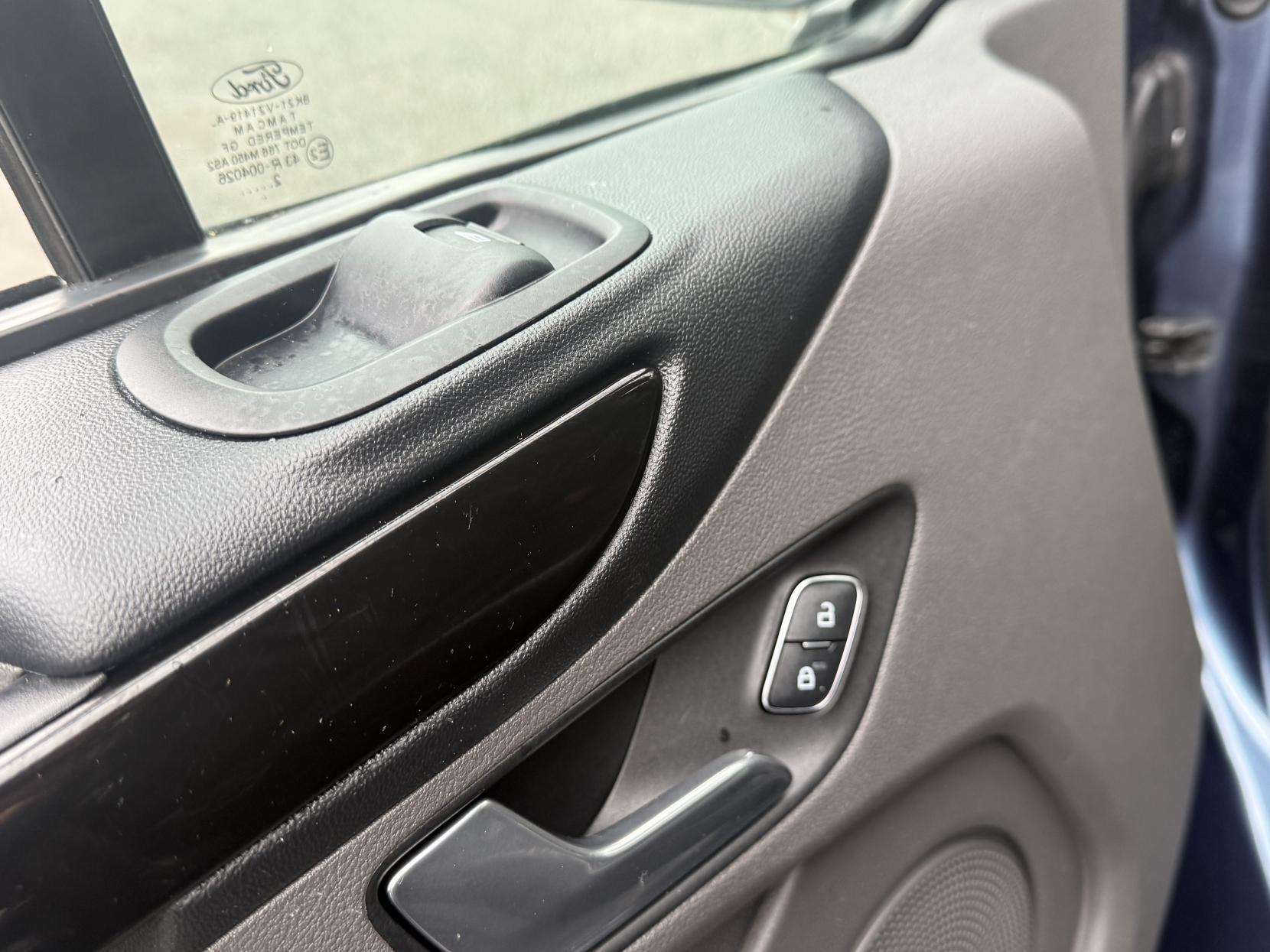 Ford Transit Custom 2.0 310 EcoBlue Sport Panel Van 5dr Diesel Auto L2 H1 Euro 6 (170 ps)