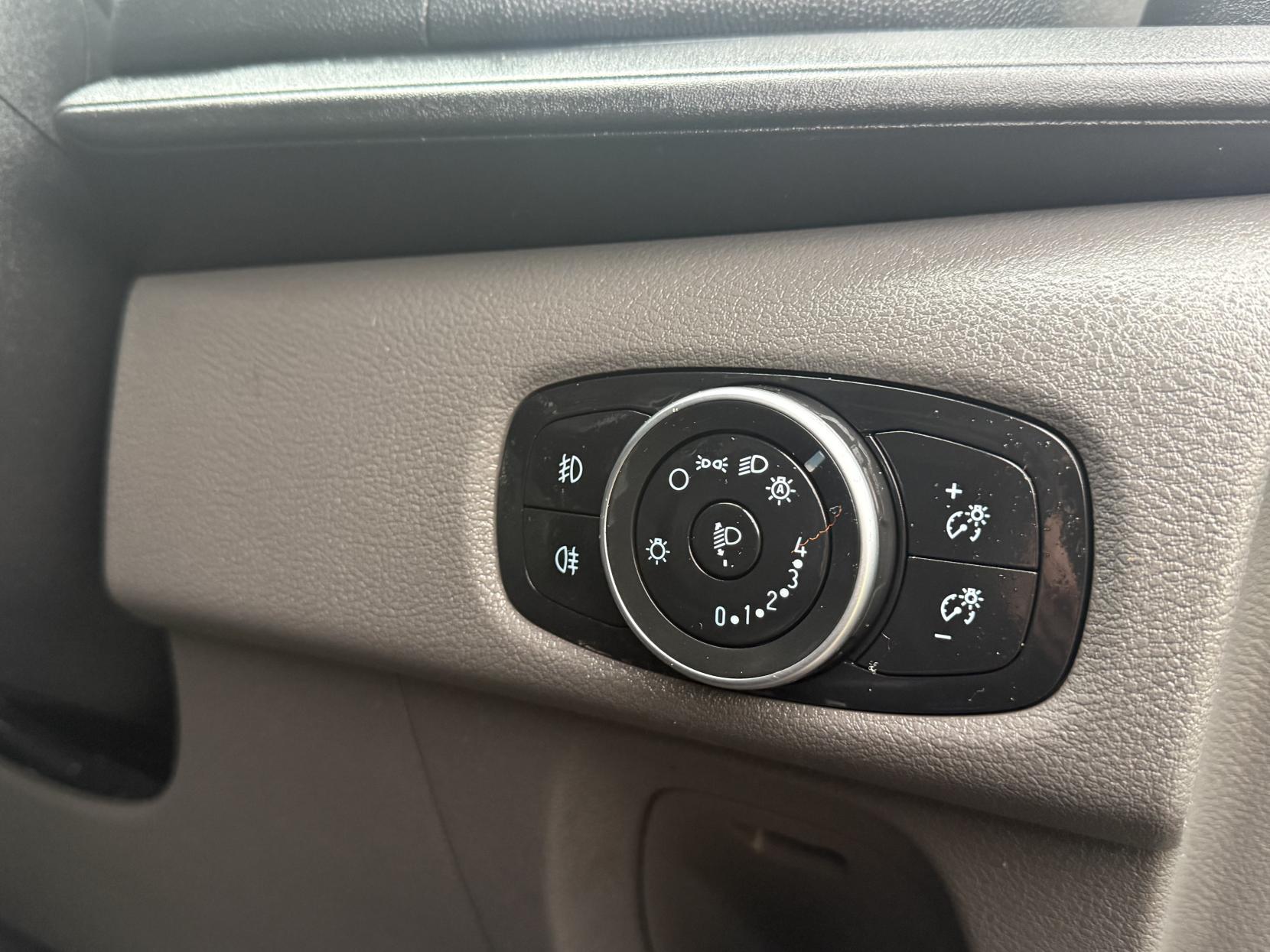 Ford Transit Custom 2.0 310 EcoBlue Sport Panel Van 5dr Diesel Auto L2 H1 Euro 6 (170 ps)