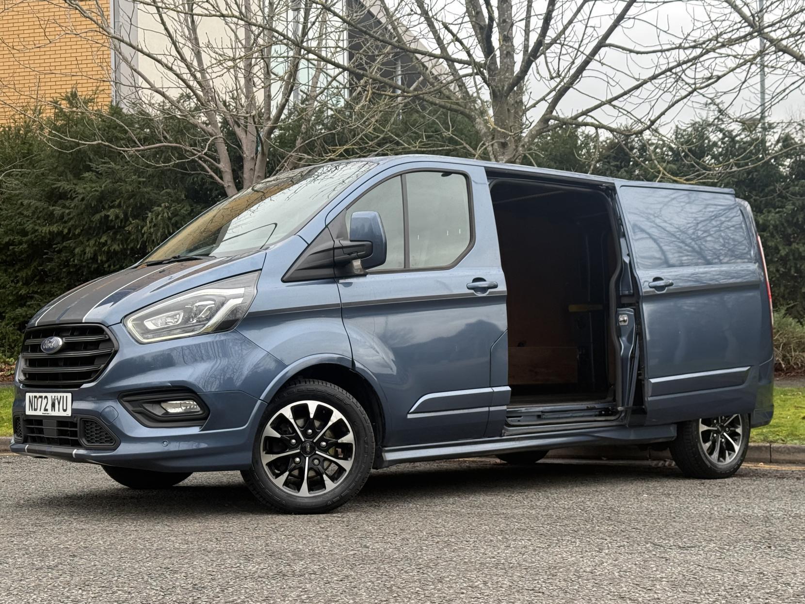 Ford Transit Custom 2.0 310 EcoBlue Sport Panel Van 5dr Diesel Auto L2 H1 Euro 6 (170 ps)