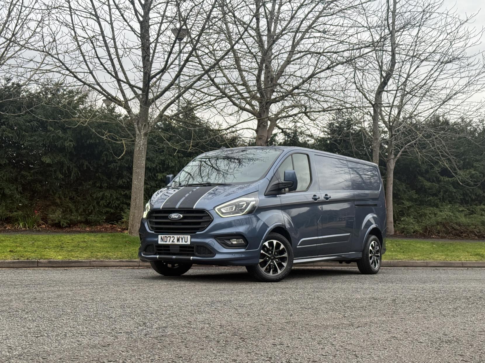 Ford Transit Custom 2.0 310 EcoBlue Sport Panel Van 5dr Diesel Auto L2 H1 Euro 6 (170 ps)