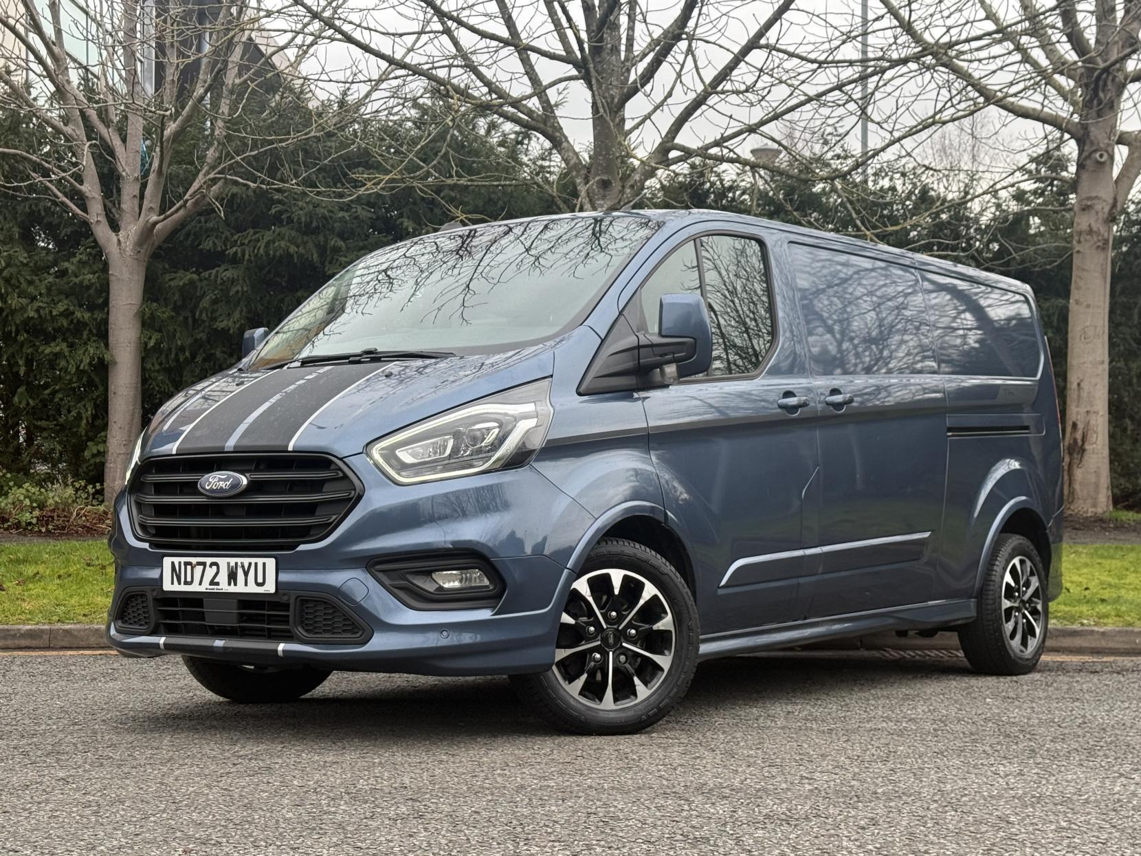 Ford Transit Custom 2.0 310 EcoBlue Sport Panel Van 5dr Diesel Auto L2 H1 Euro 6 (170 ps)