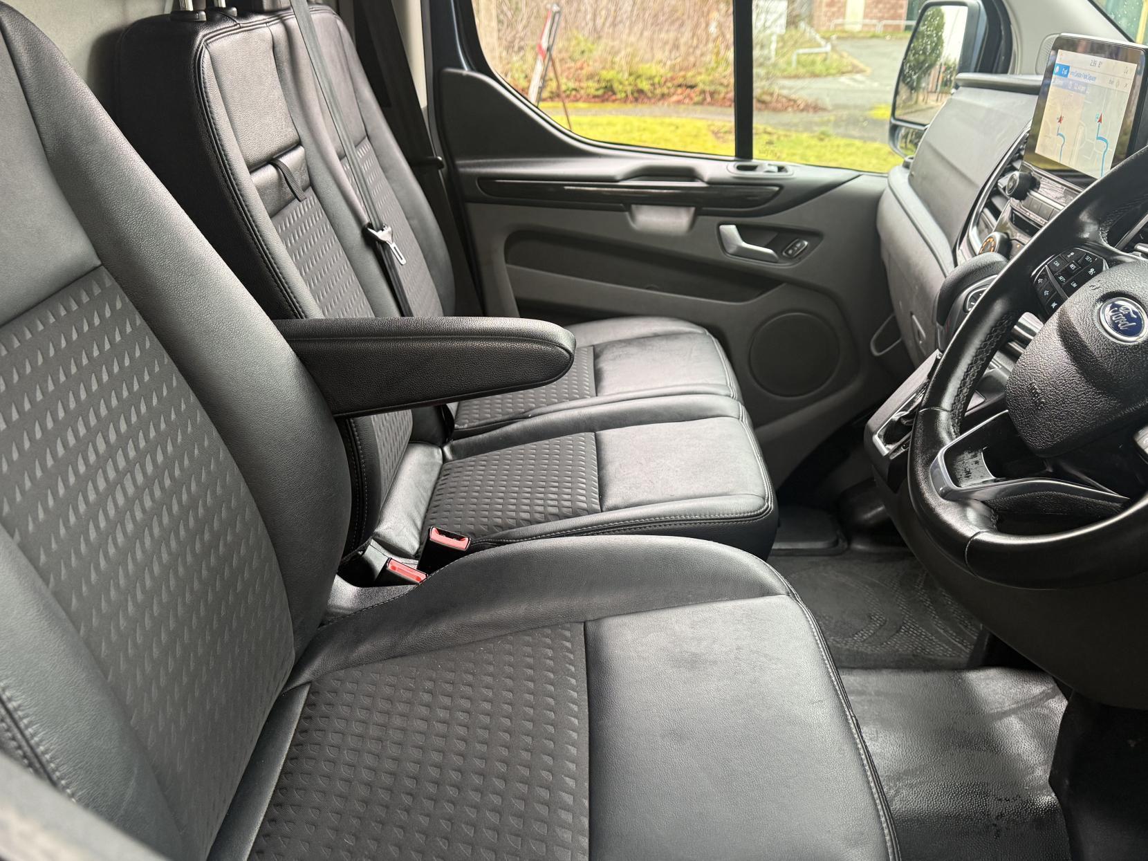 Ford Transit Custom 2.0 310 EcoBlue Sport Panel Van 5dr Diesel Auto L2 H1 Euro 6 (170 ps)