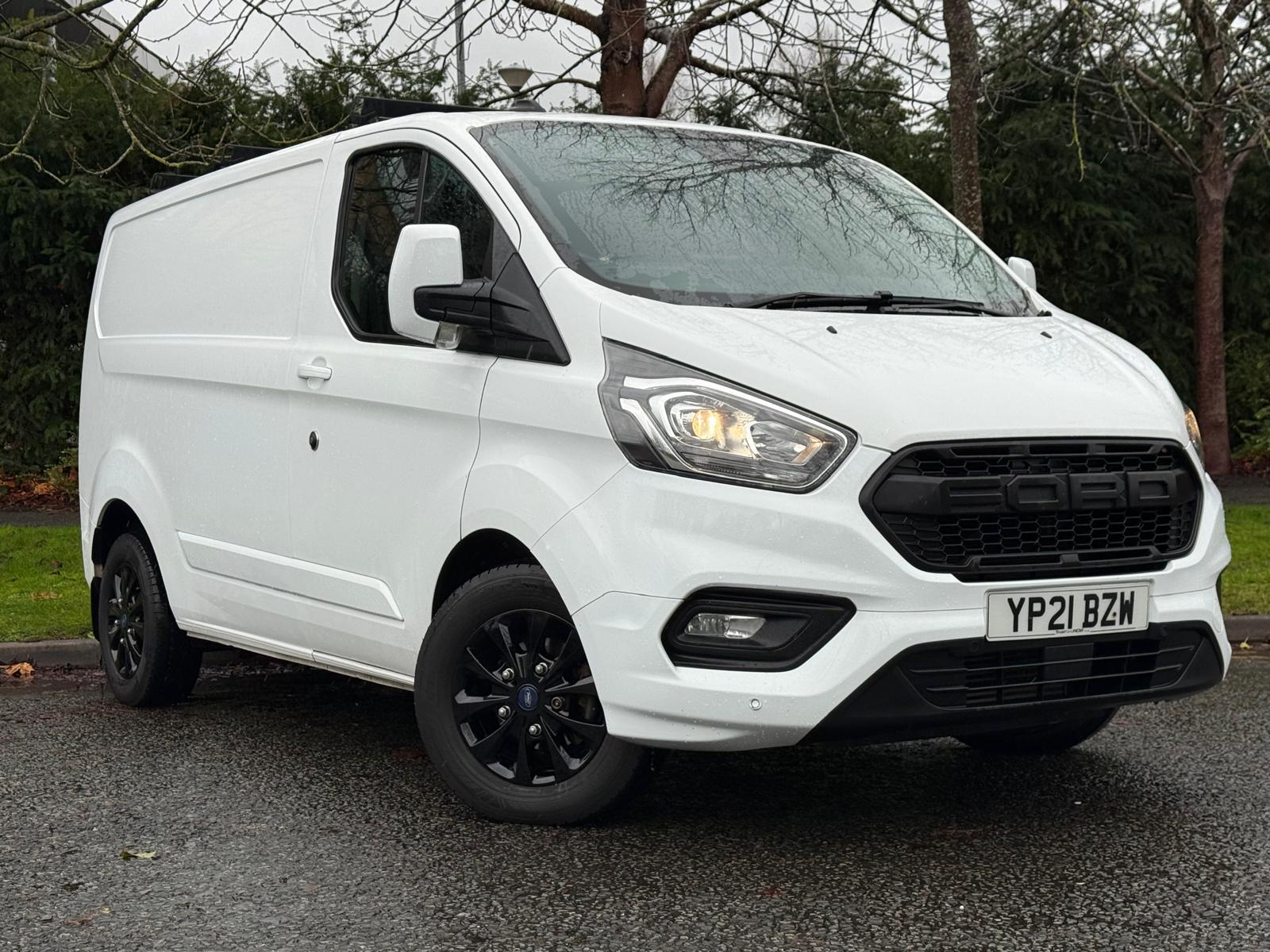 Ford Transit Custom 2.0 300 EcoBlue Limited Panel Van 5dr Diesel Auto L1 H1 Euro 6 (s/s) (130 ps)