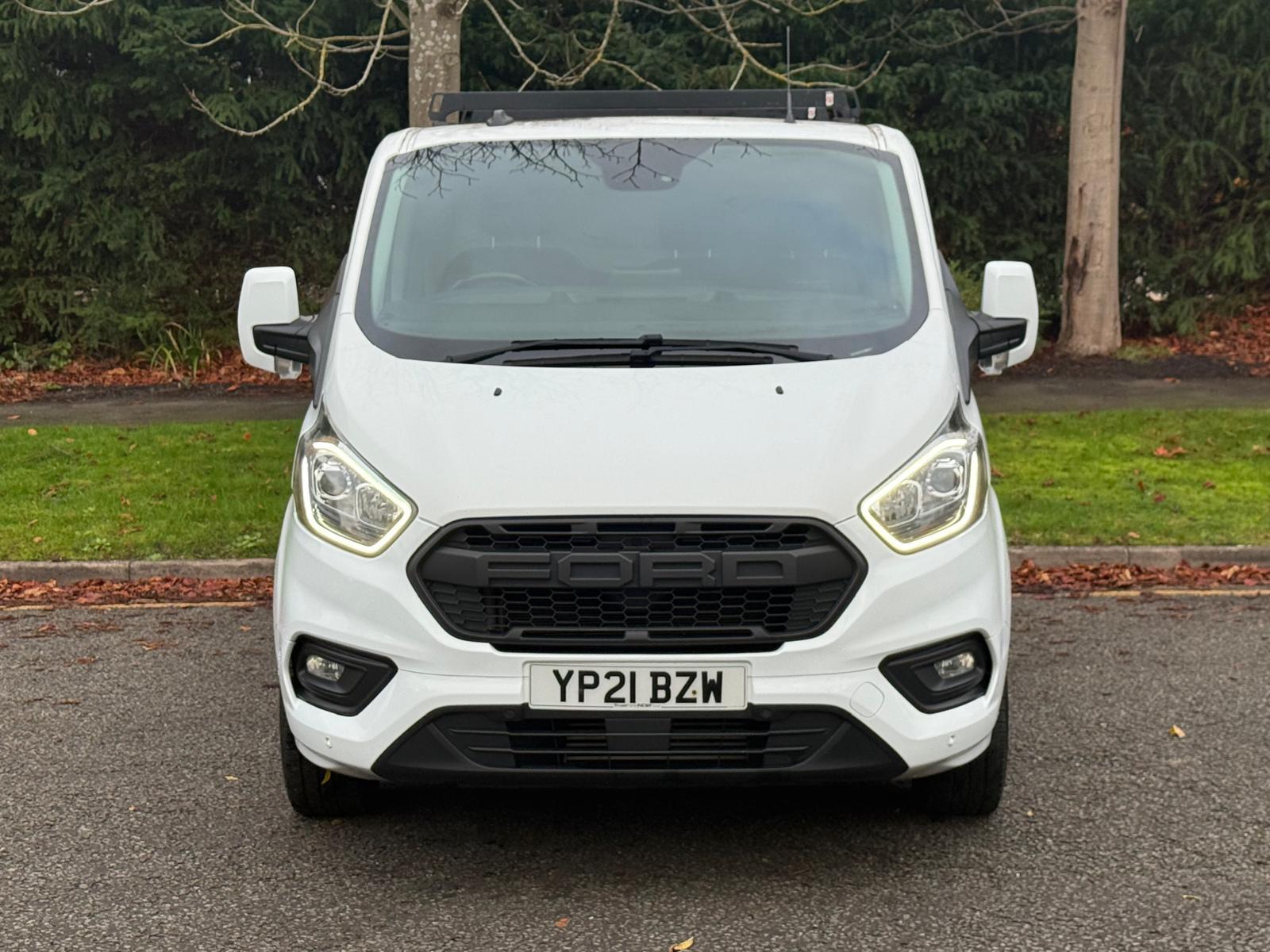 Ford Transit Custom 2.0 300 EcoBlue Limited Panel Van 5dr Diesel Auto L1 H1 Euro 6 (s/s) (130 ps)