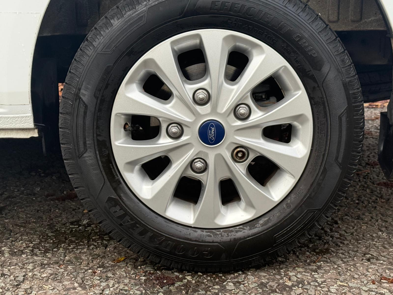 Ford Transit Custom 2.0 300 EcoBlue Limited Panel Van 5dr Diesel Auto L1 H1 Euro 6 (s/s) (130 ps)